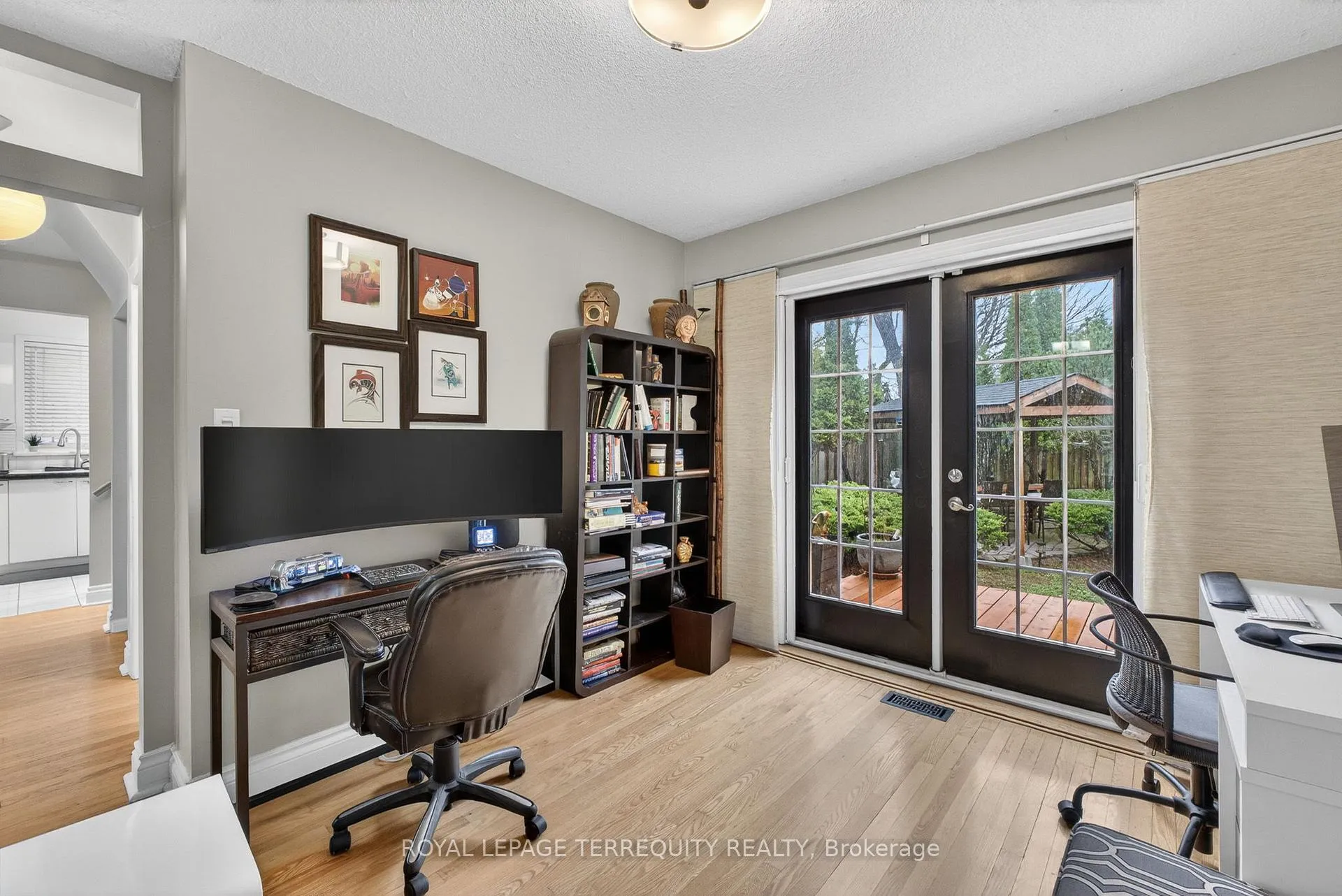 Photo 10 of 47 Berl Avenue, Etobicoke, Stonegate-Queensway — HOMEH