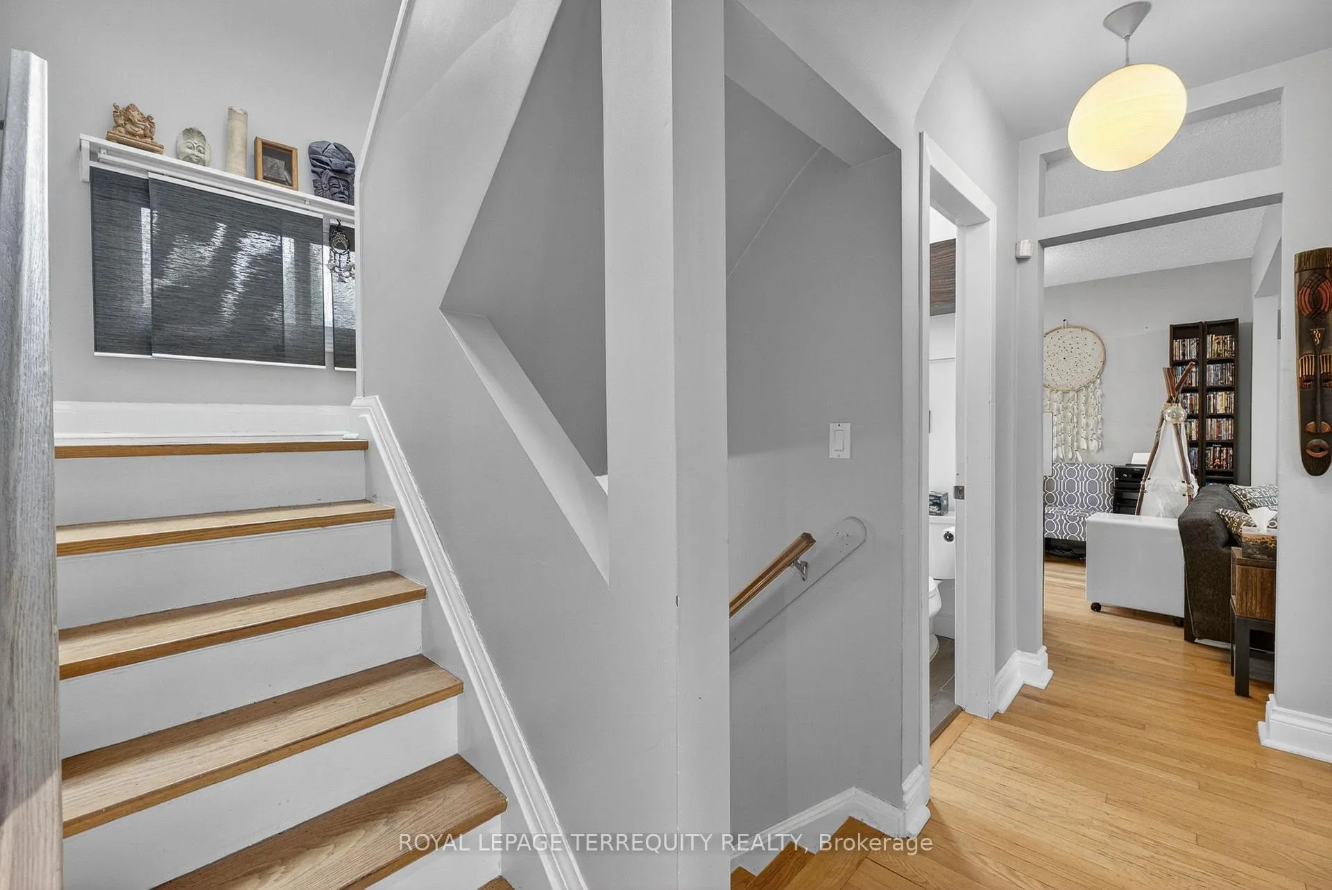 Photo 22 of 47 Berl Avenue, Etobicoke, Stonegate-Queensway — HOMEH