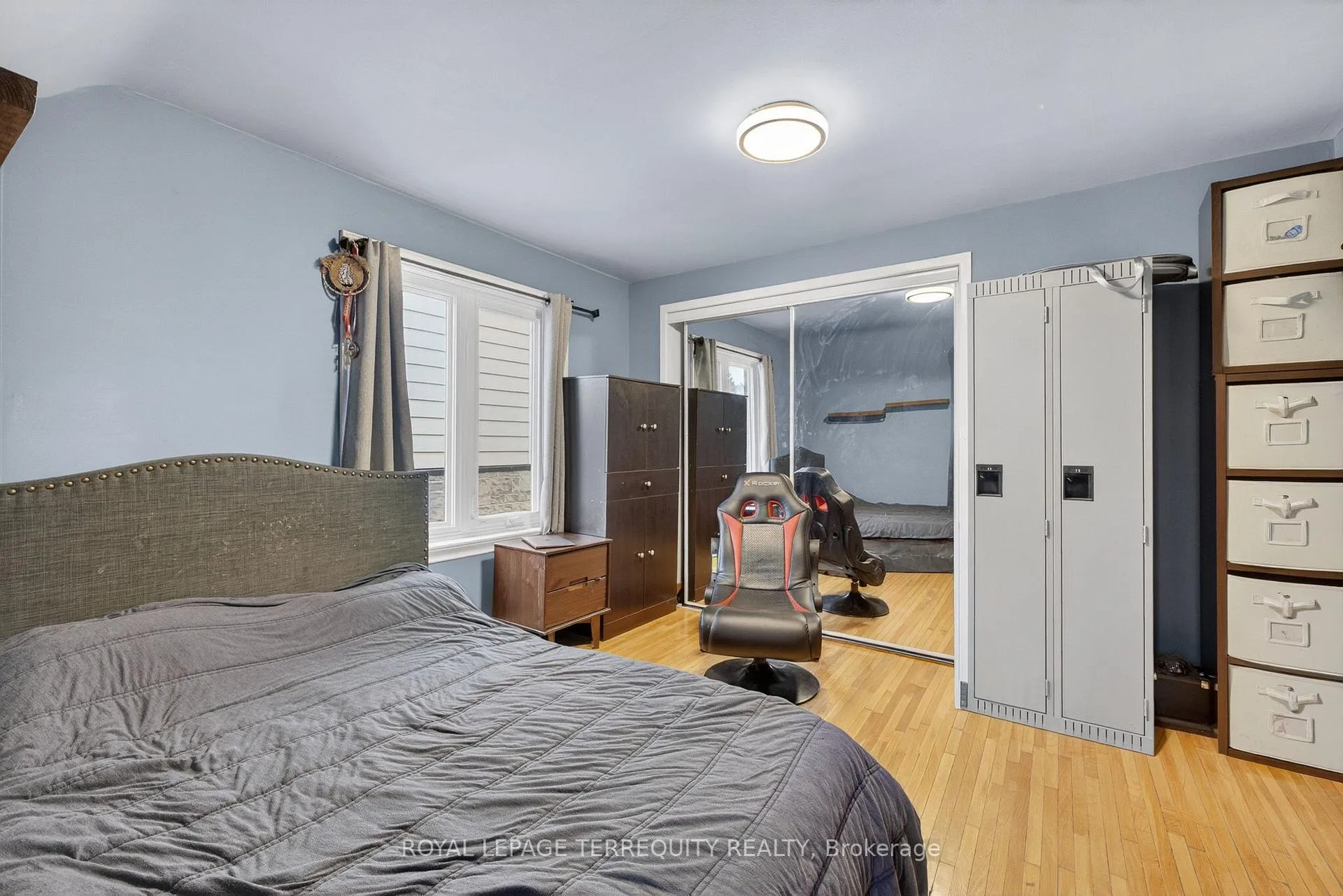 Photo 24 of 47 Berl Avenue, Etobicoke, Stonegate-Queensway — HOMEH
