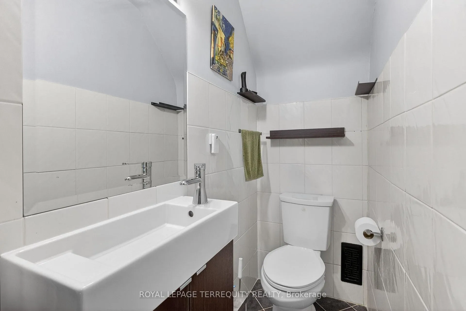 Photo 27 of 47 Berl Avenue, Etobicoke, Stonegate-Queensway — HOMEH
