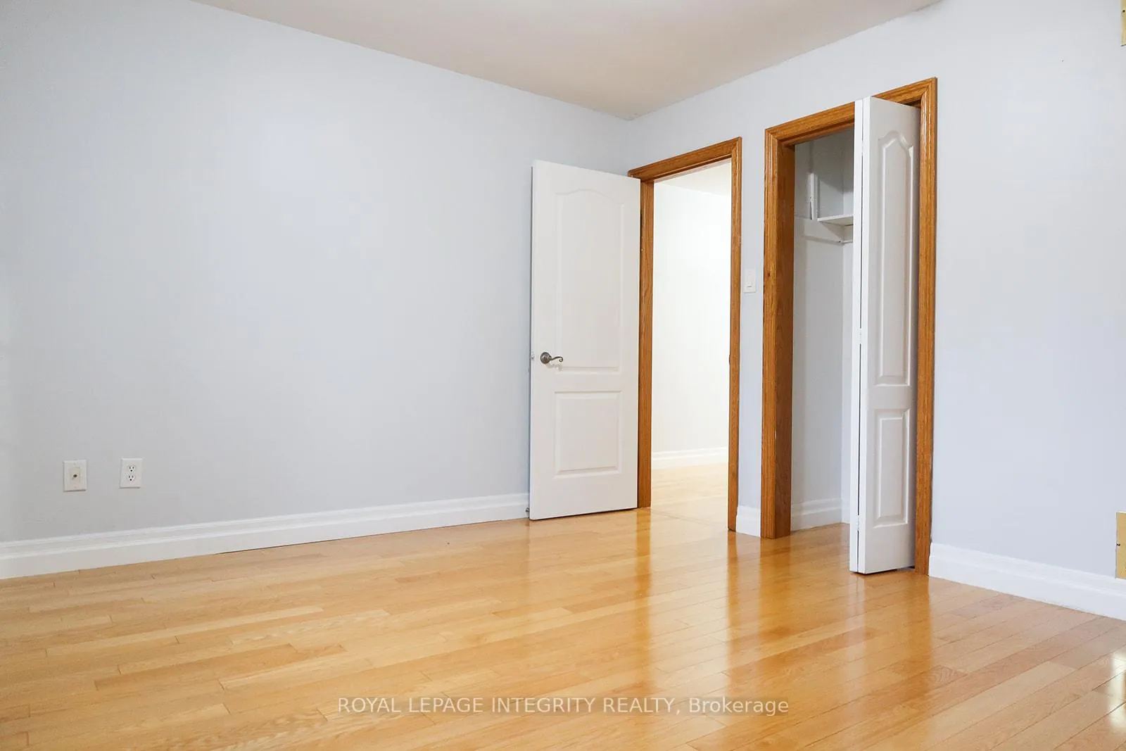 Photo 7 of Unit #1 (upper), 56 Francis Street, Vaughan, East Woodbridge — HOMEH