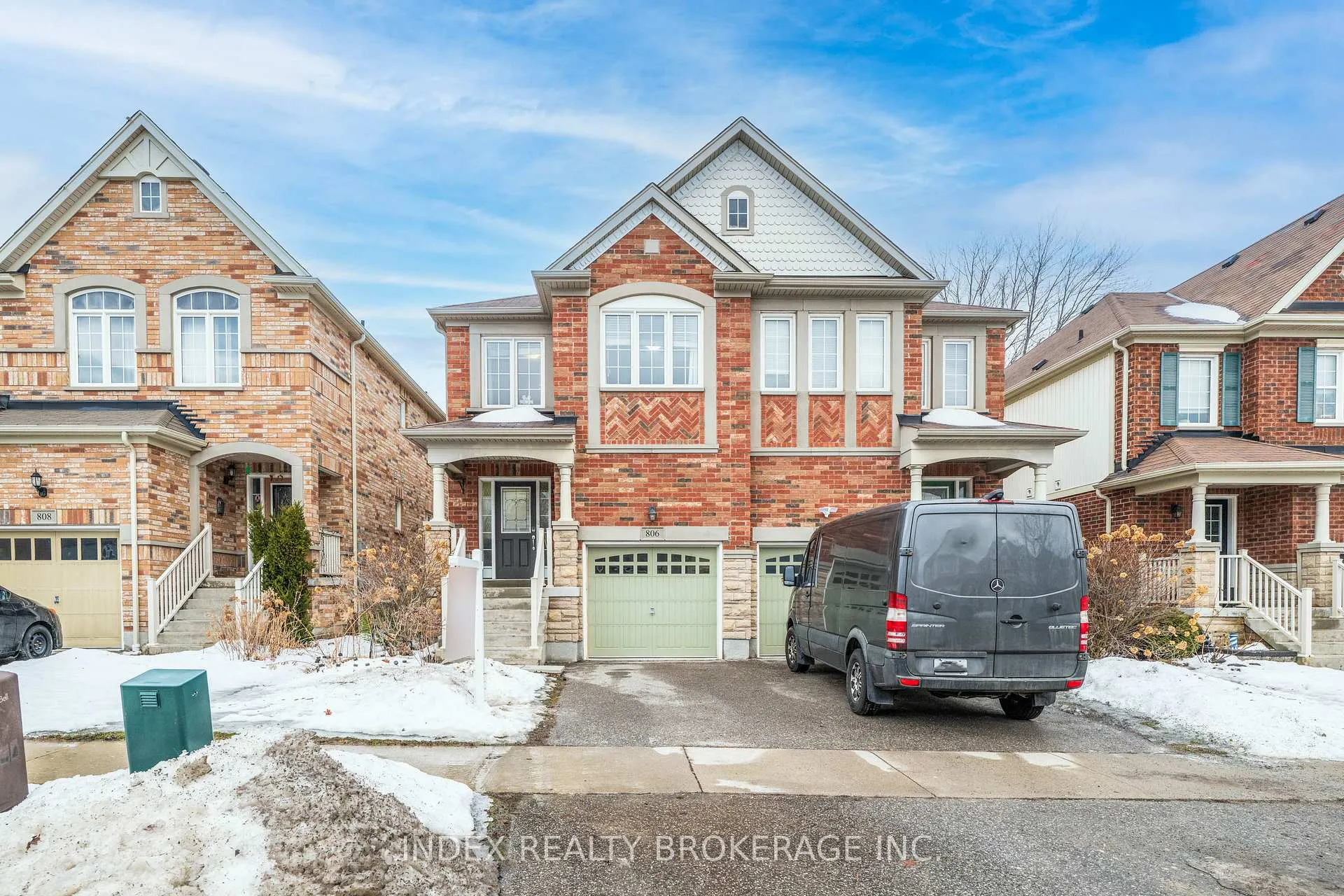 Photo 2 of 806 Mccue Drive, Oshawa, Taunton — HOMEH