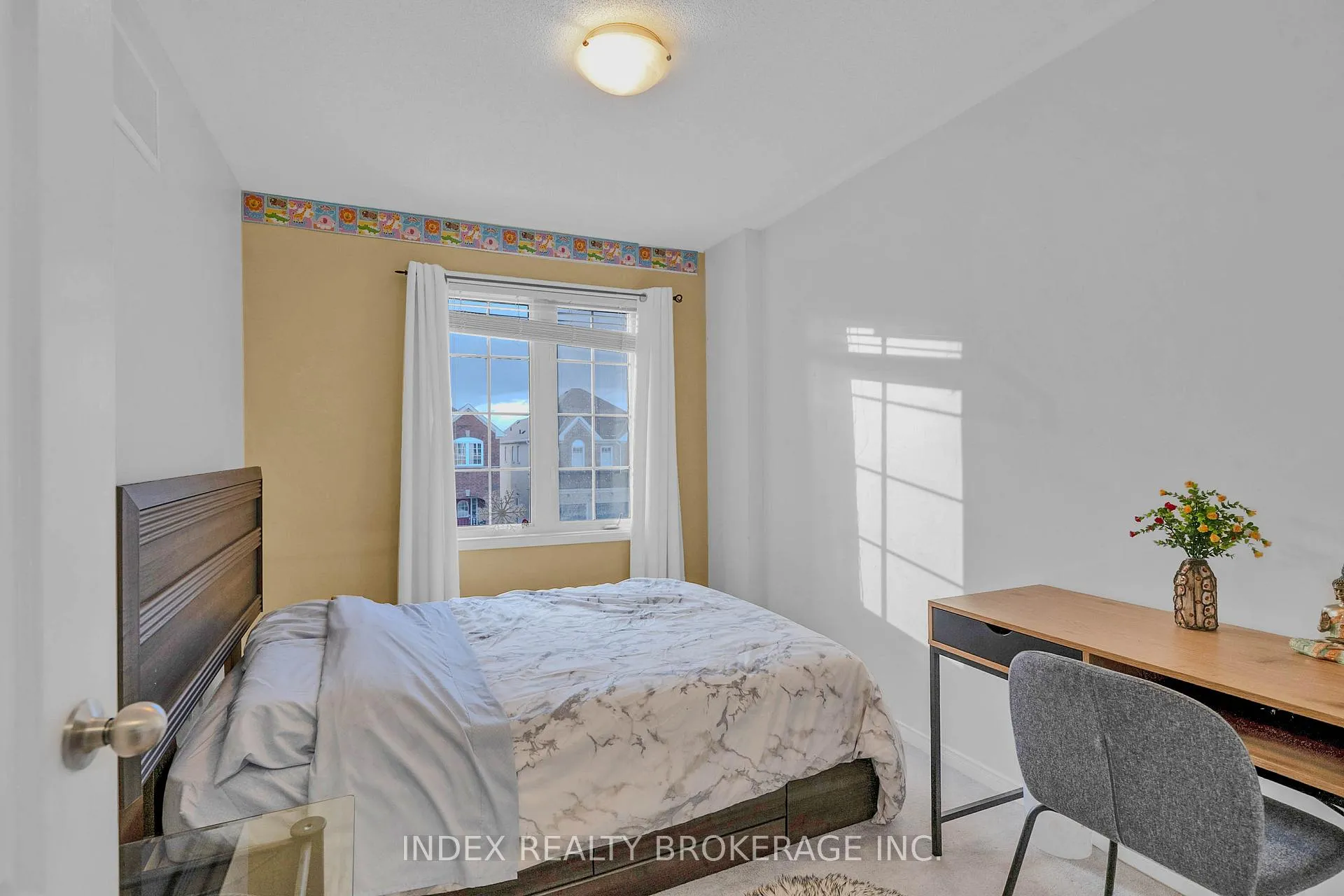 Photo 25 of 806 Mccue Drive, Oshawa, Taunton — HOMEH