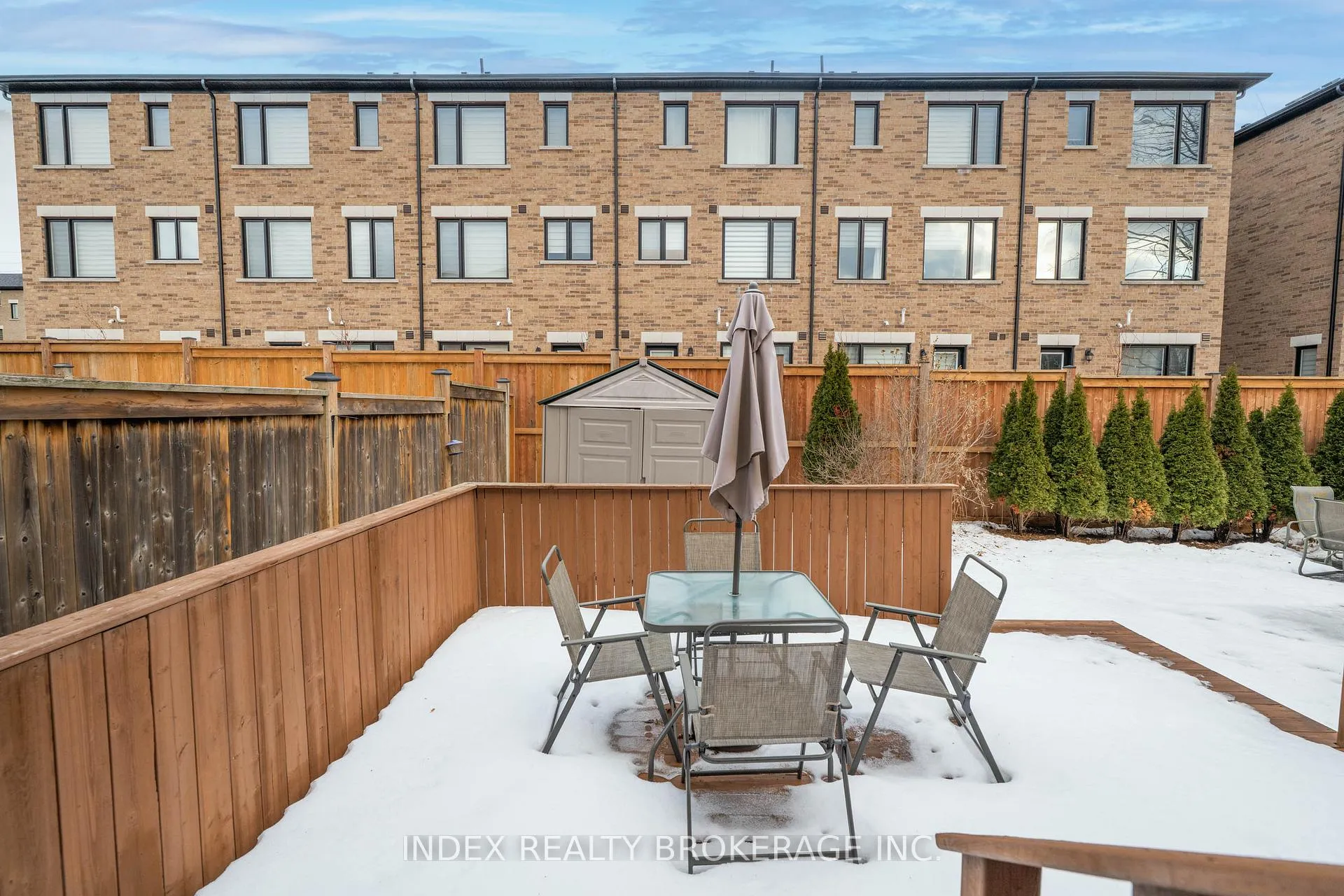 Photo 35 of 806 Mccue Drive, Oshawa, Taunton — HOMEH