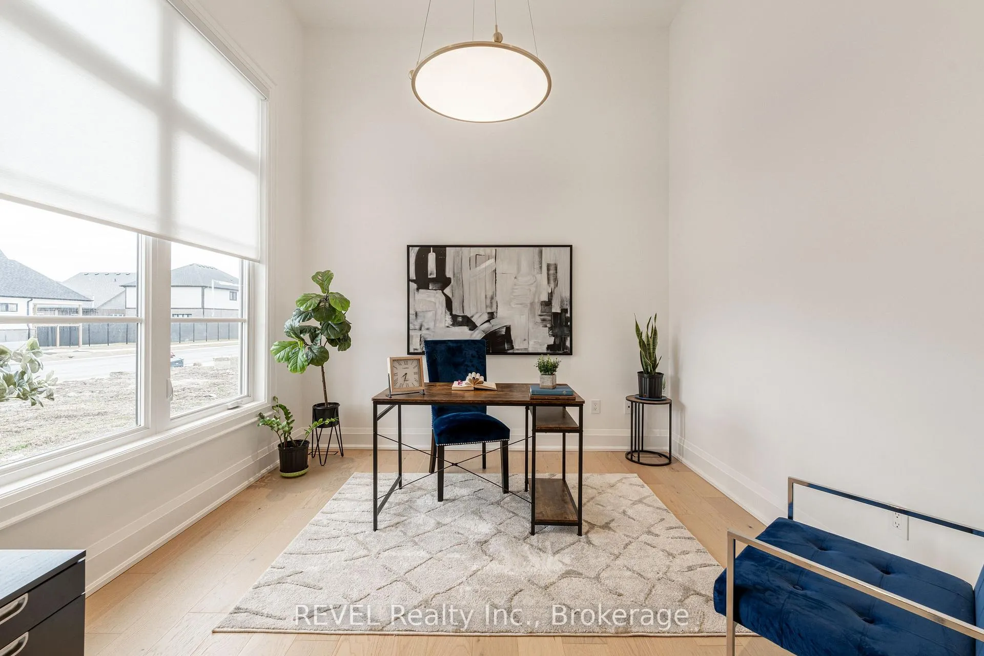 Photo 7 of 7515 Sherrilee Crescent, Niagara Falls, Brown — HOMEH