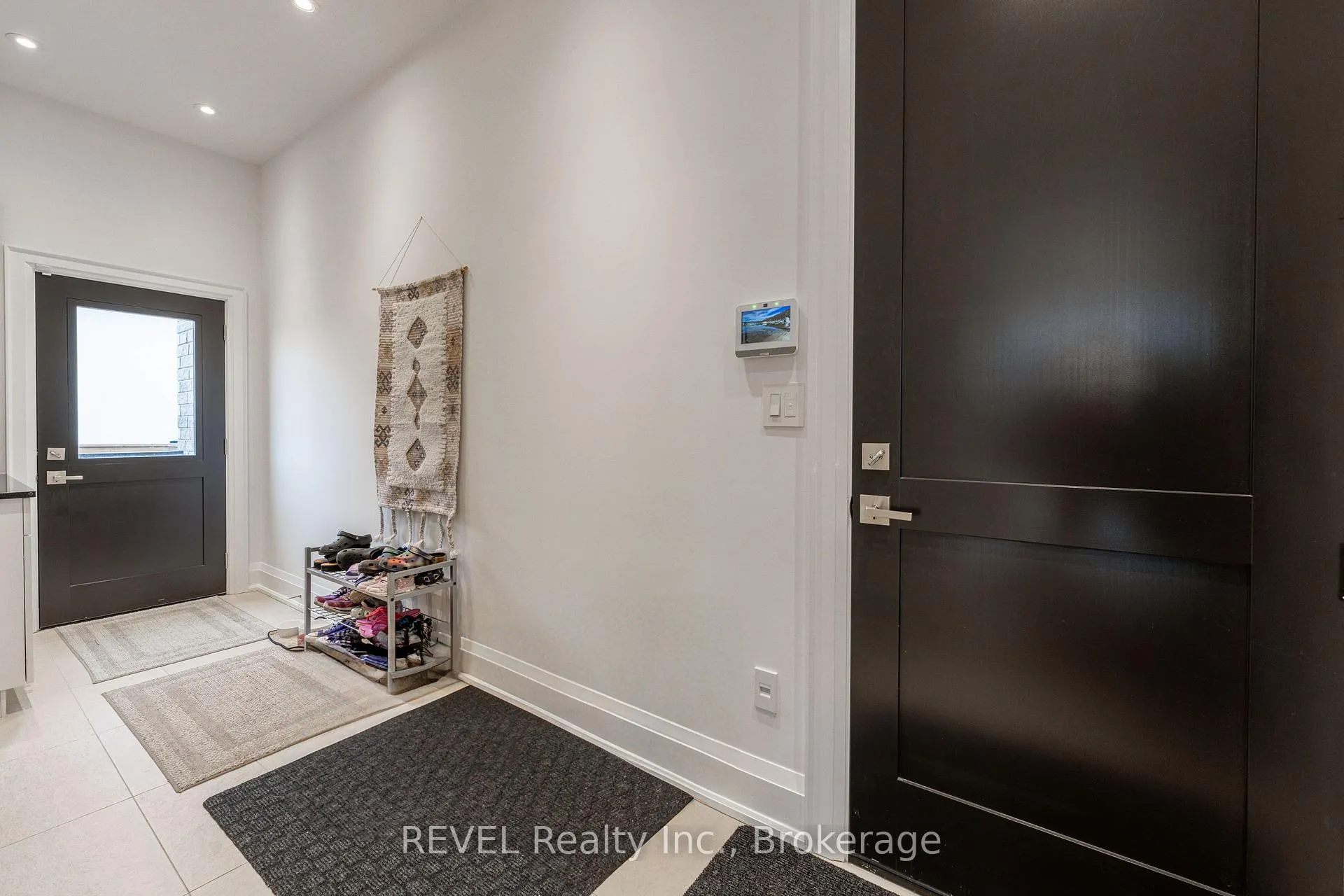 Photo 21 of 7515 Sherrilee Crescent, Niagara Falls, Brown — HOMEH