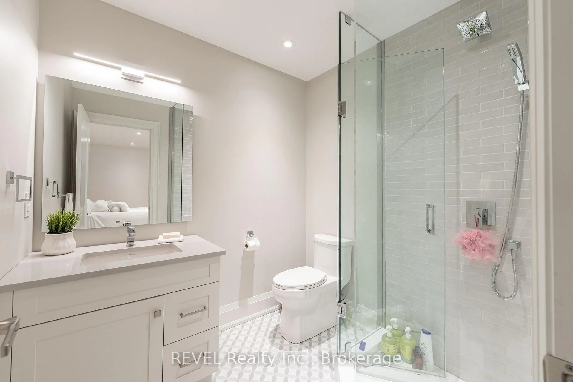 Photo 30 of 7515 Sherrilee Crescent, Niagara Falls, Brown — HOMEH