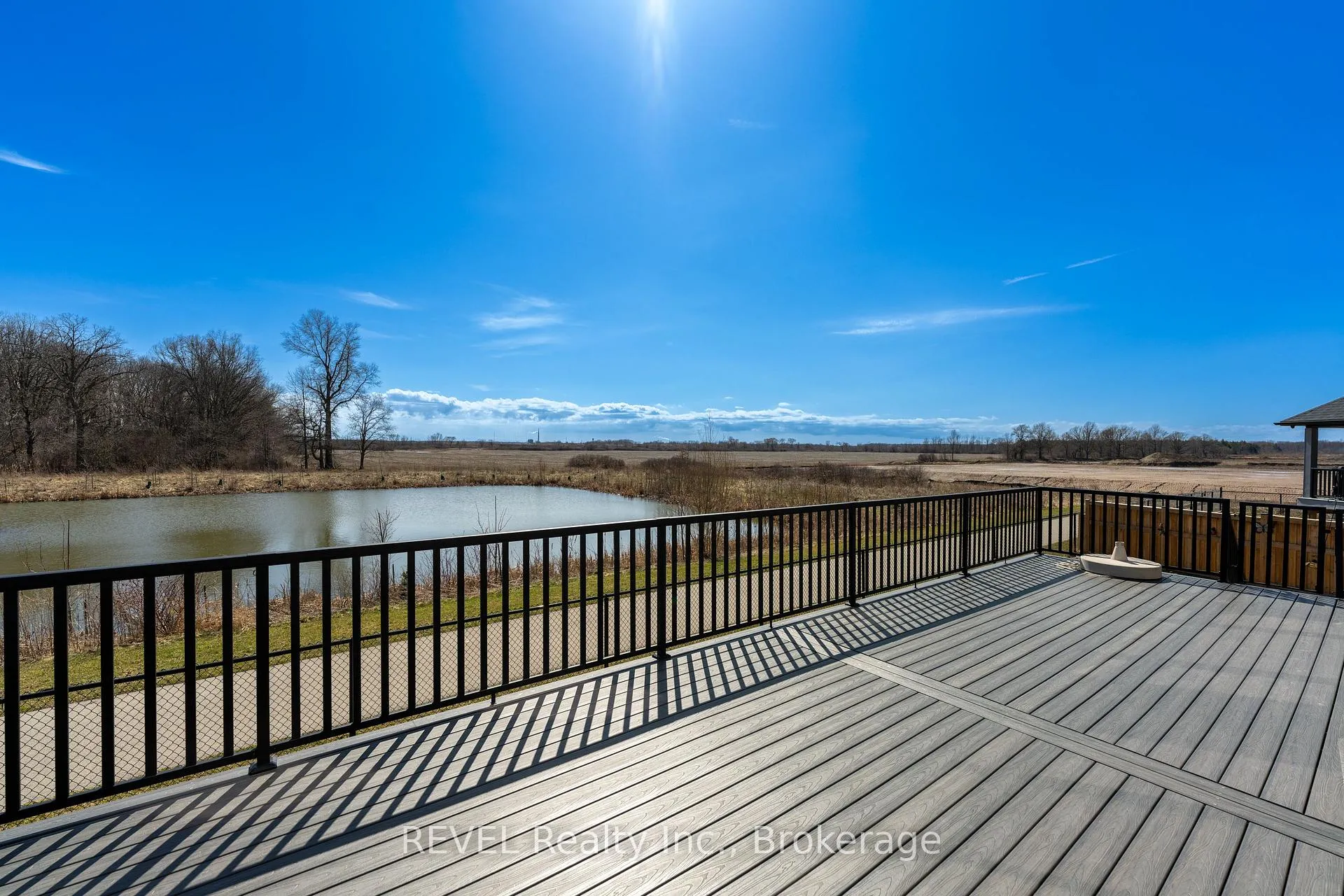 Photo 42 of 7515 Sherrilee Crescent, Niagara Falls, Brown — HOMEH