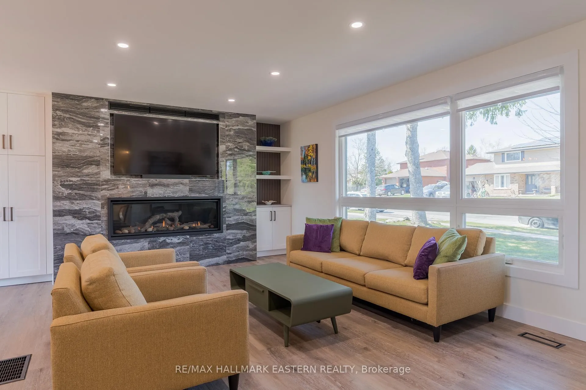 Photo 8 of 1593 Westbrook Drive, Peterborough, Monaghan Ward 2 — HOMEH