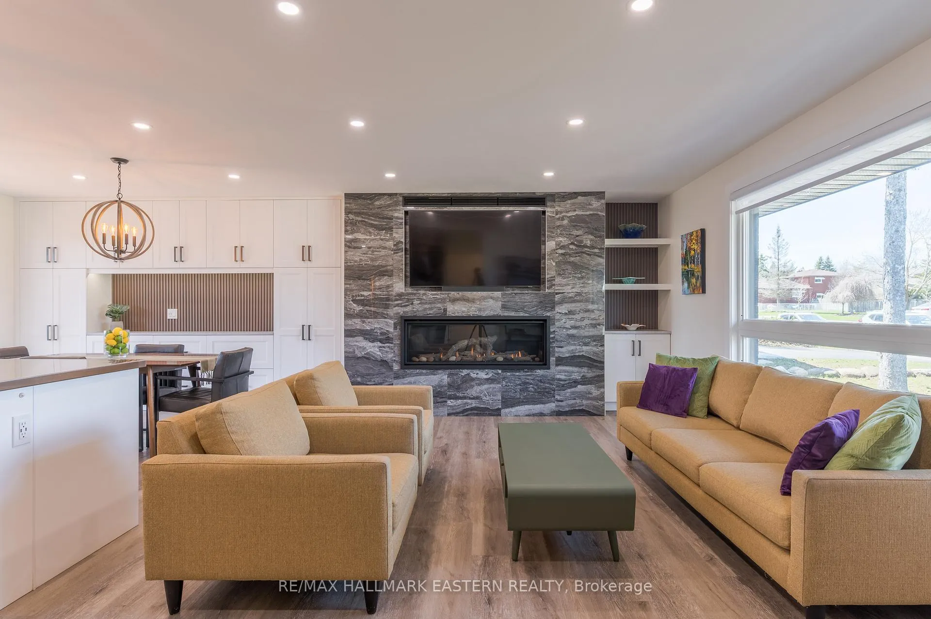 Photo 9 of 1593 Westbrook Drive, Peterborough, Monaghan Ward 2 — HOMEH