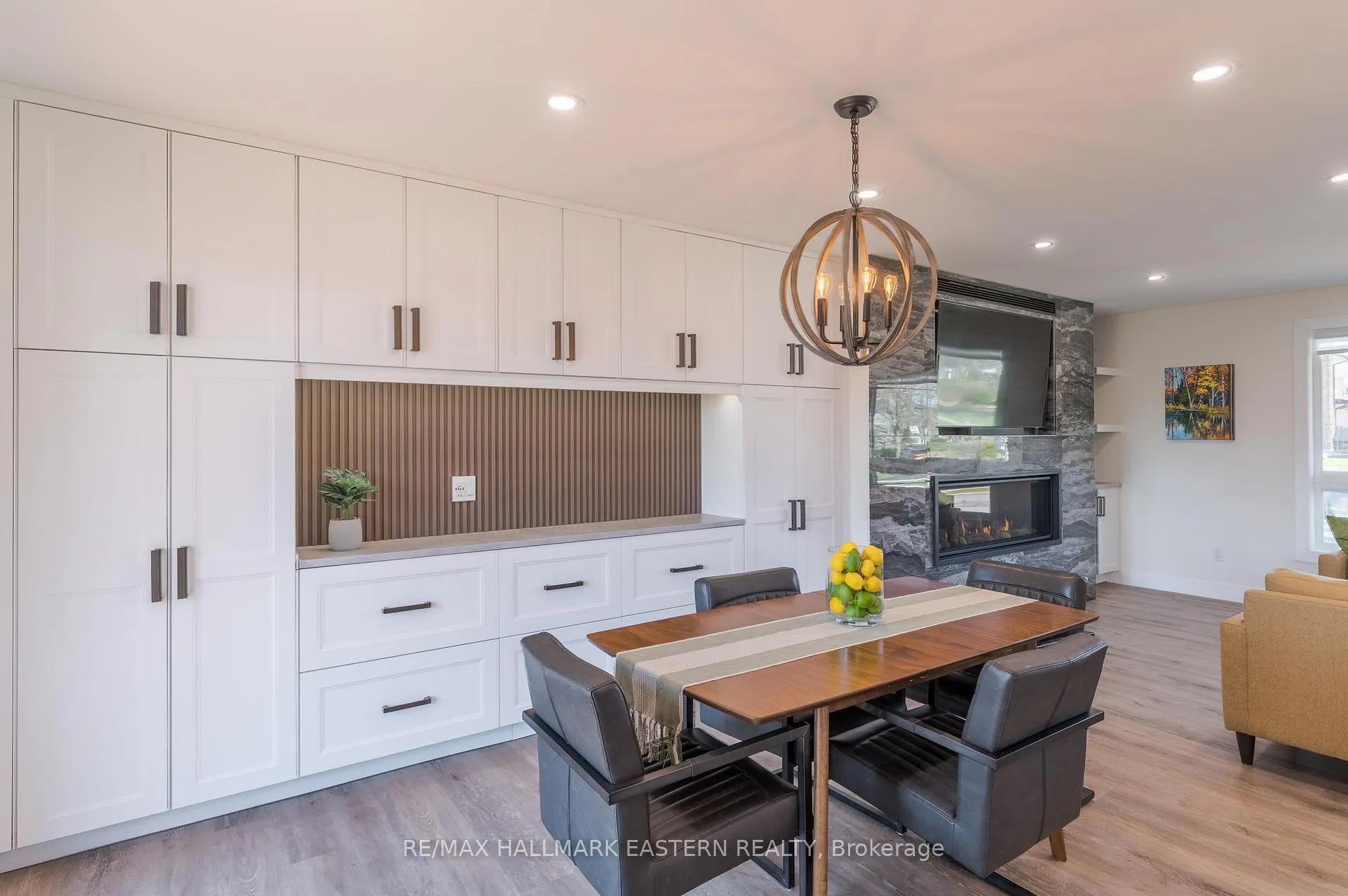 Photo 13 of 1593 Westbrook Drive, Peterborough, Monaghan Ward 2 — HOMEH