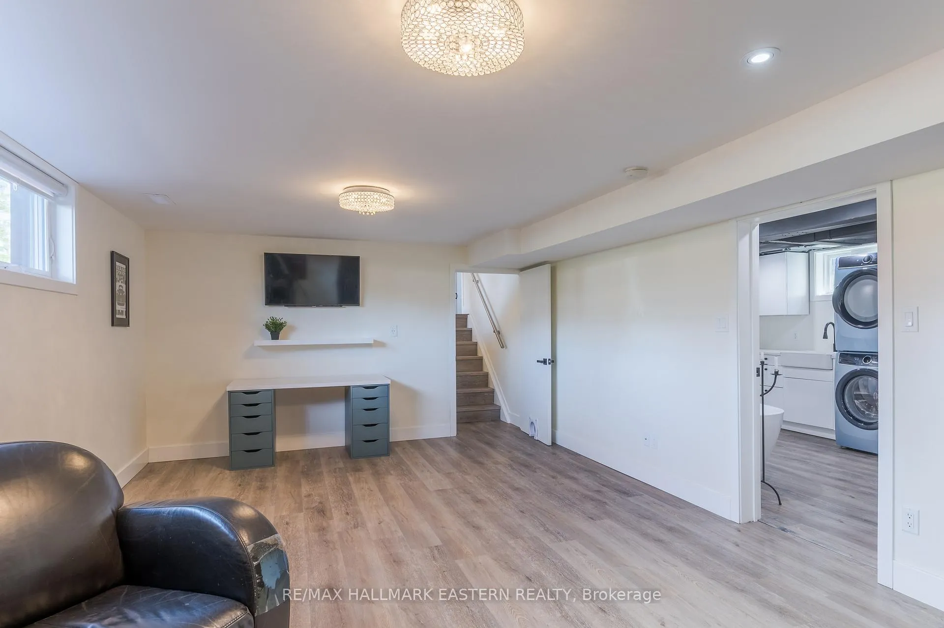 Photo 36 of 1593 Westbrook Drive, Peterborough, Monaghan Ward 2 — HOMEH