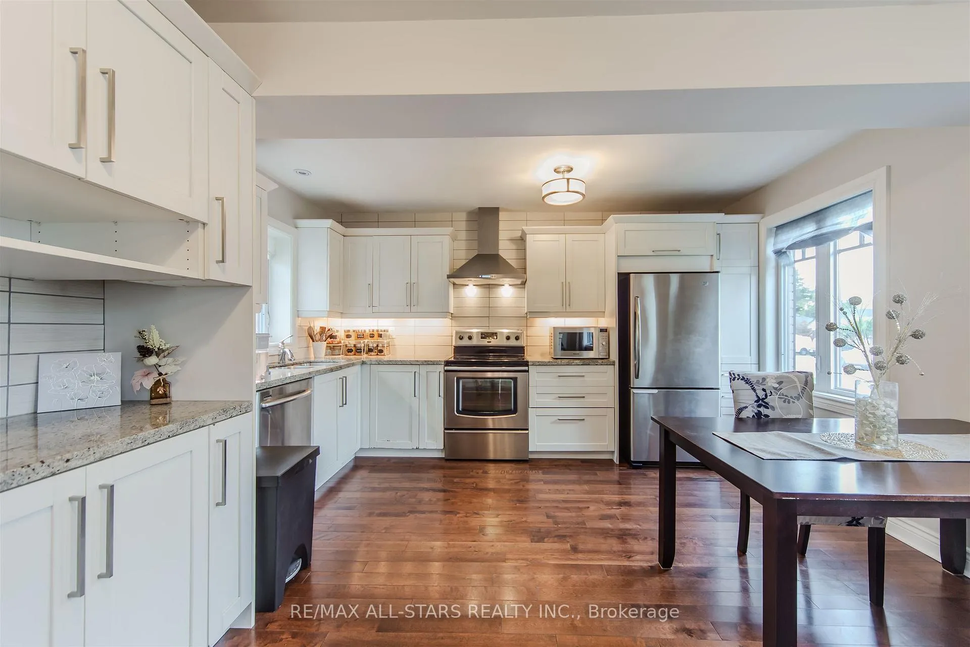 Photo 8 of 27 Martindale Road, Scarborough, Cliffcrest — HOMEH
