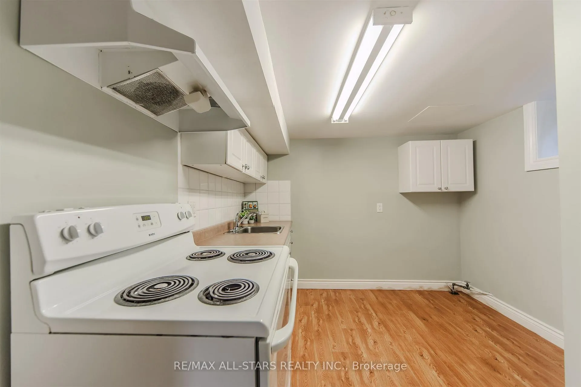 Photo 17 of 27 Martindale Road, Scarborough, Cliffcrest — HOMEH
