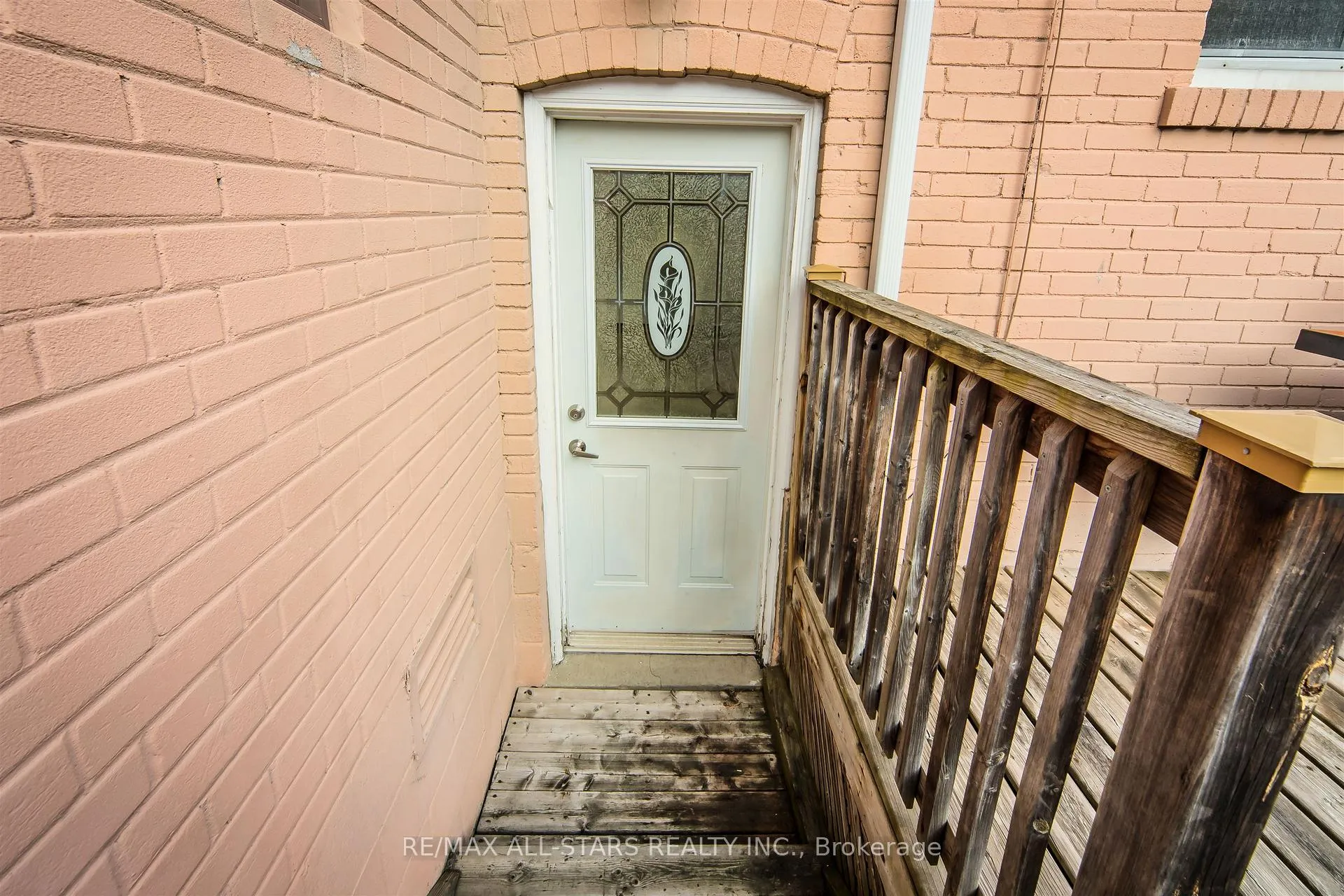 Photo 31 of 27 Martindale Road, Scarborough, Cliffcrest — HOMEH