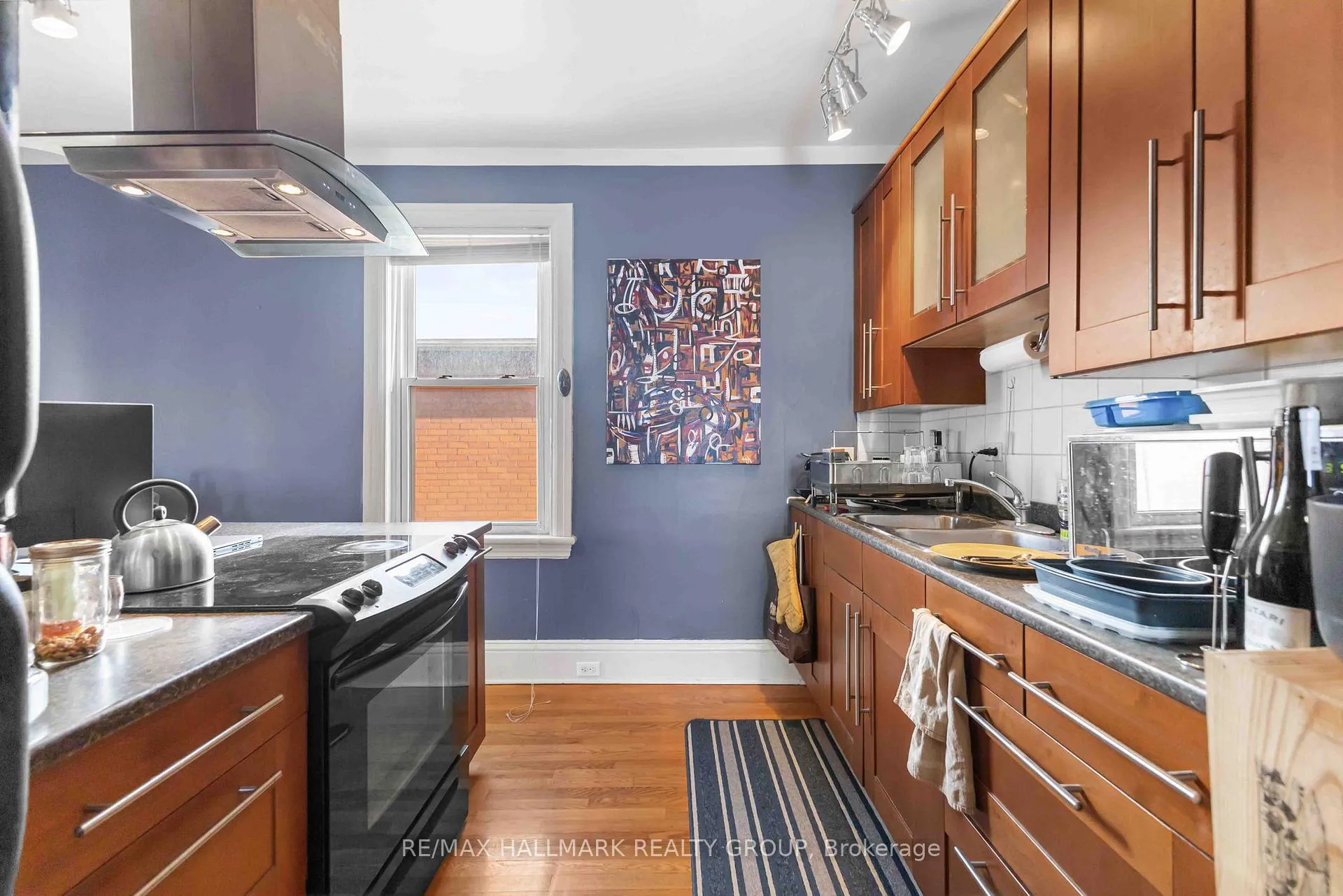 Photo 20 of 70 Anderson Street, Ottawa, West Centre Town — HOMEH