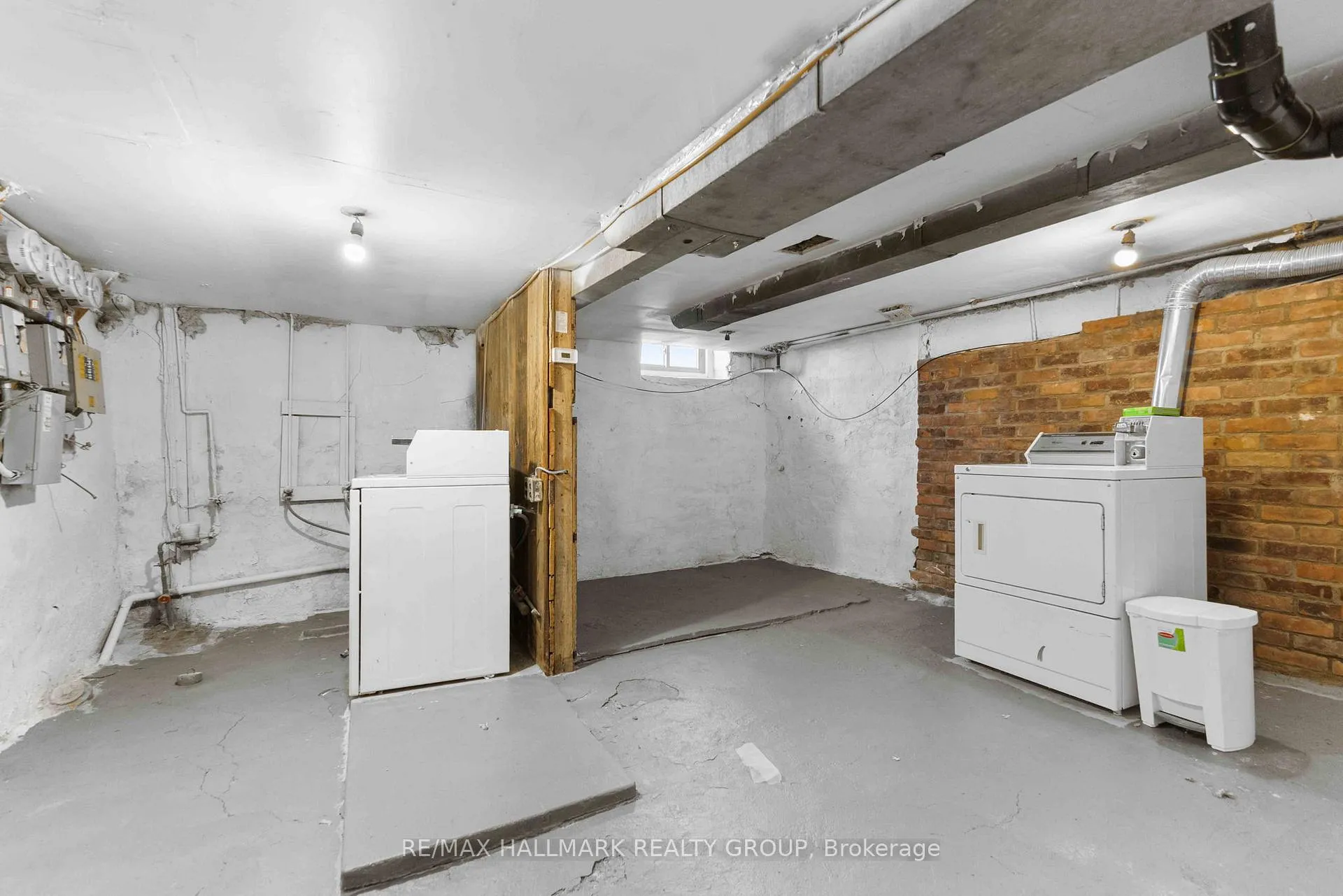 Photo 35 of 70 Anderson Street, Ottawa, West Centre Town — HOMEH