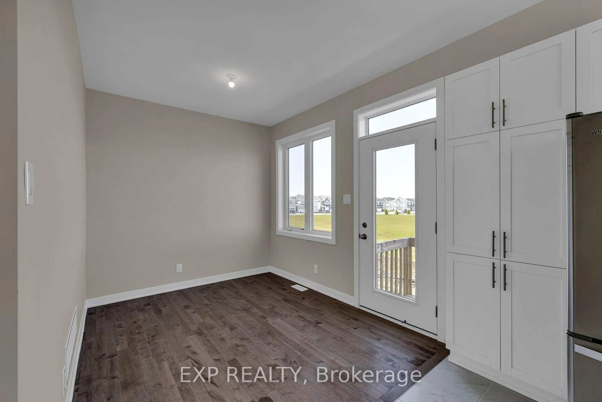 Photo 15 of 417 Epoch Street, Ottawa, Barrhaven - Half Moon Bay — HOMEH