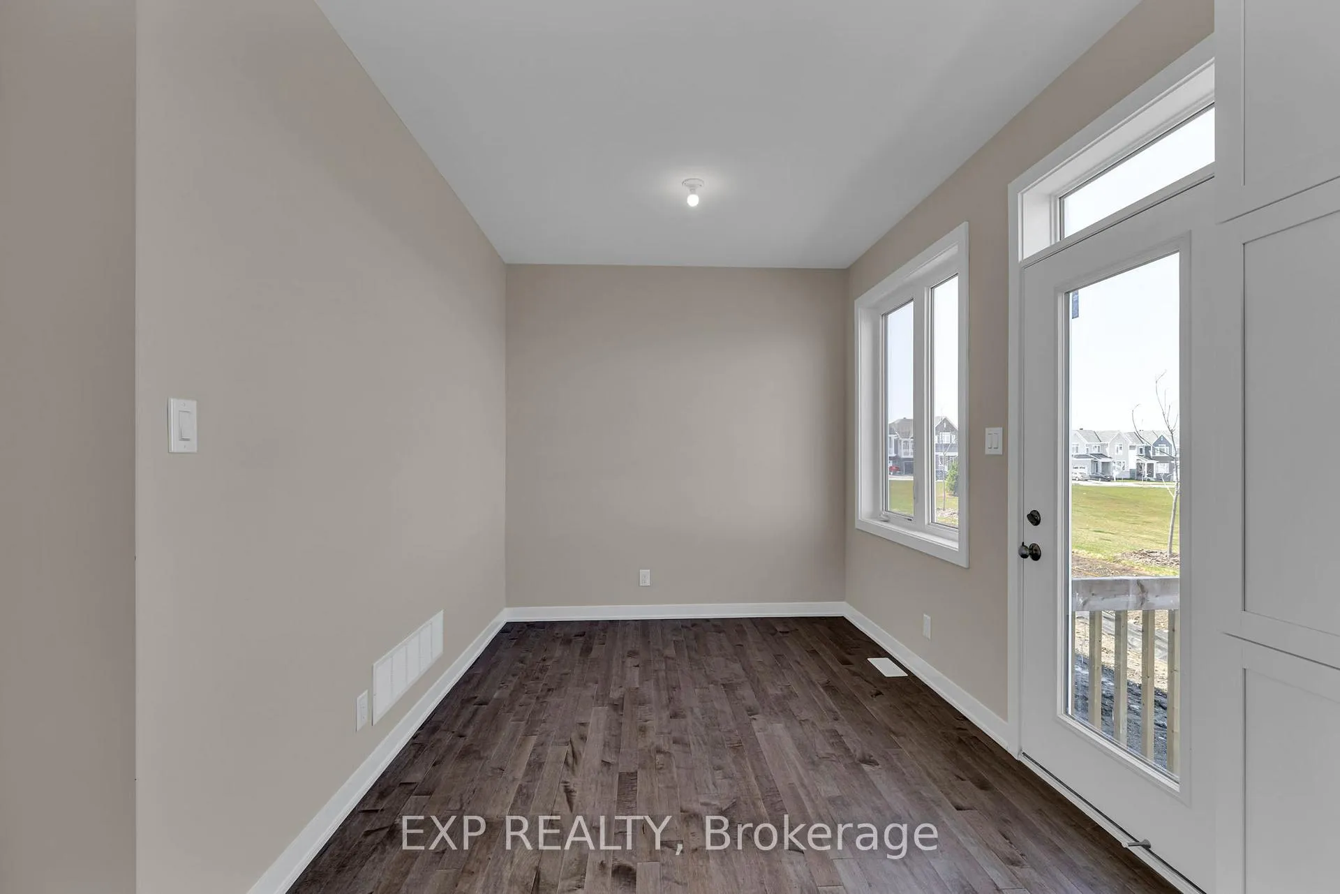 Photo 16 of 417 Epoch Street, Ottawa, Barrhaven - Half Moon Bay — HOMEH