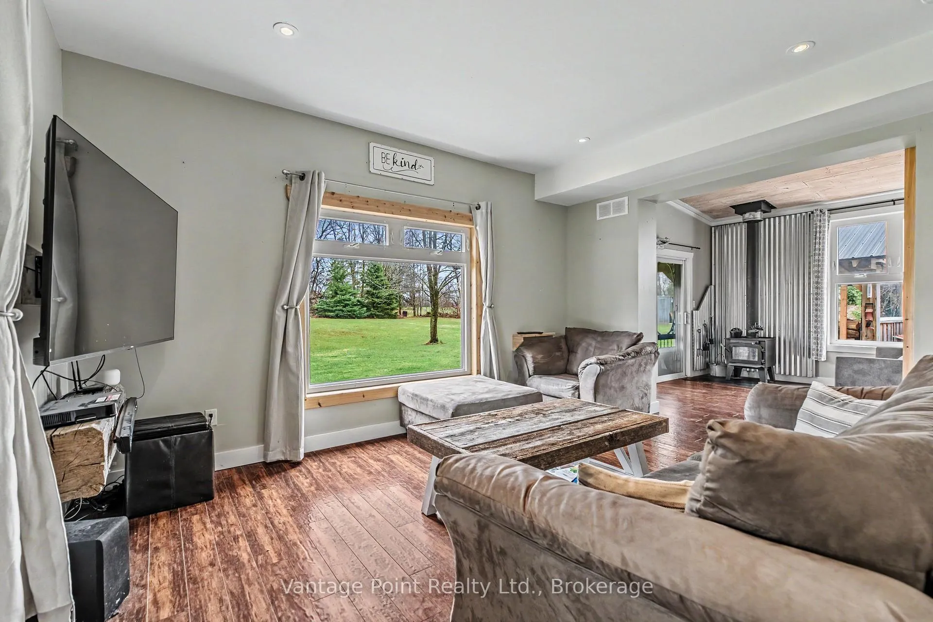 Photo 14 of 773760 10 Highway, Grey Highlands — HOMEH