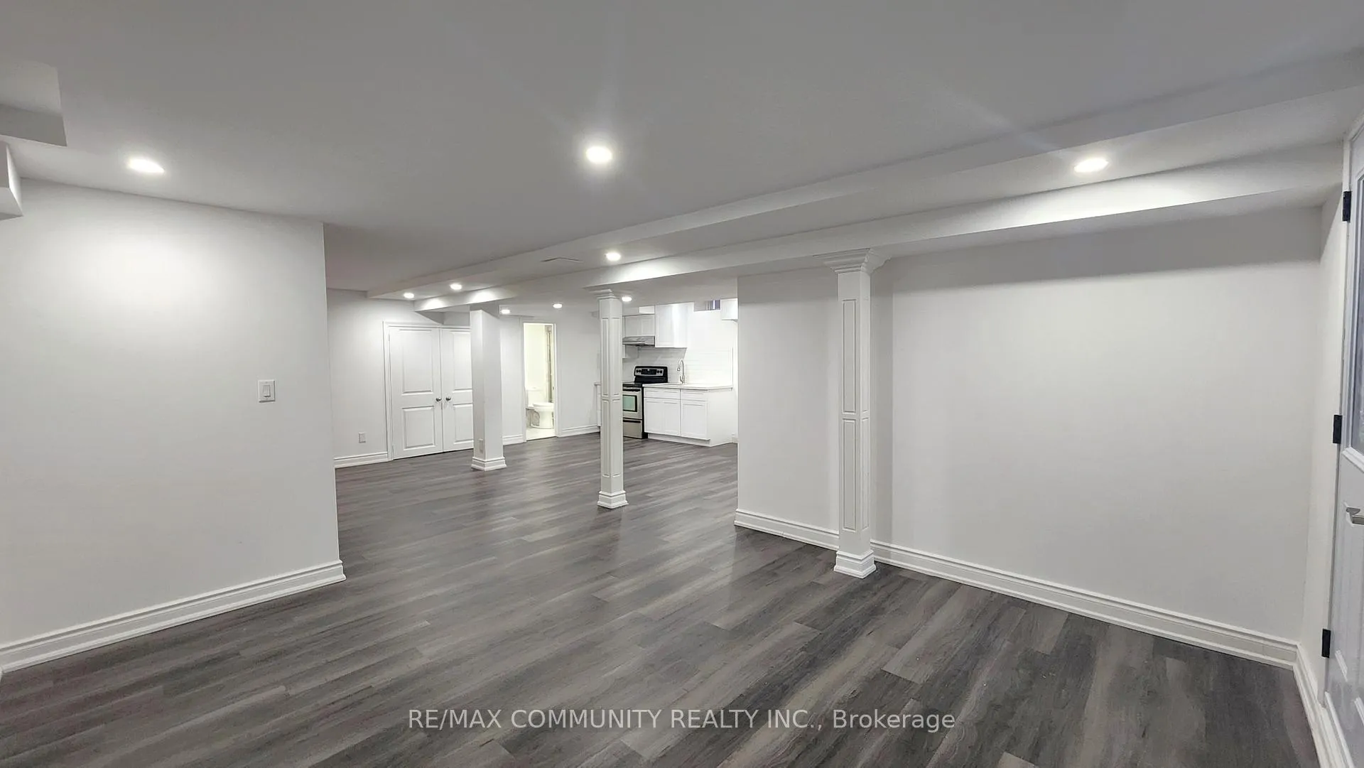 Photo 5 of Unit Lower, 1 Hesham Drive, Whitby, Brooklin — HOMEH