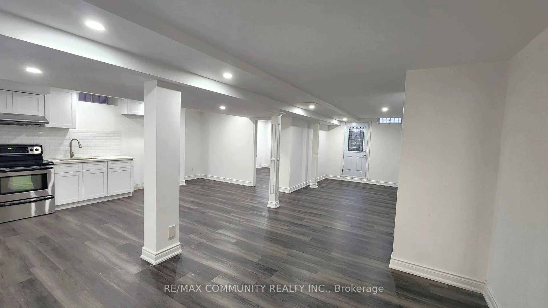 Photo 7 of Unit Lower, 1 Hesham Drive, Whitby, Brooklin — HOMEH