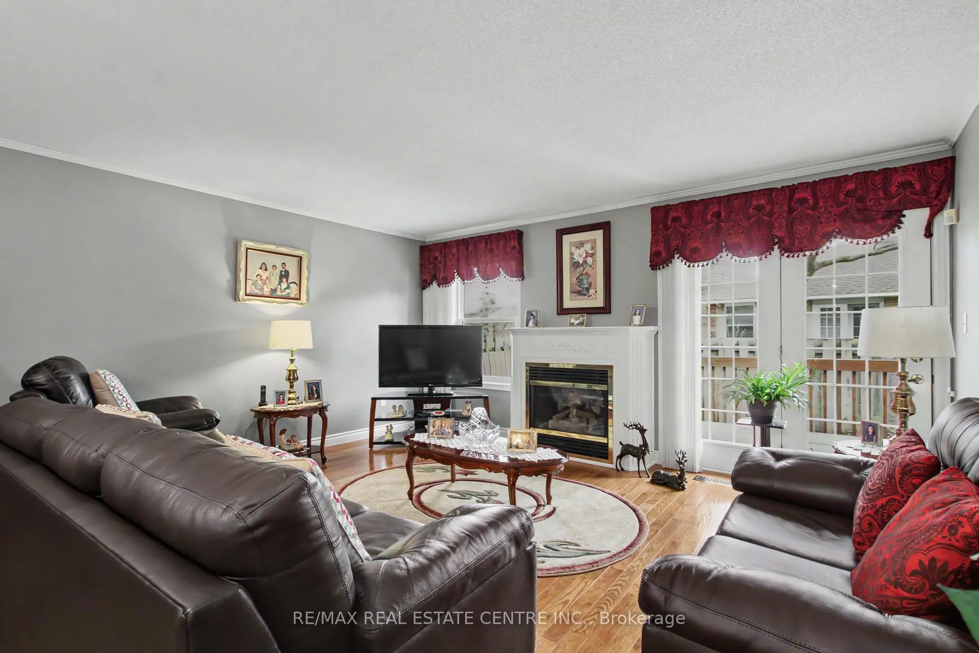 Photo 14 of 98 Beasley Crescent, Cambridge — HOMEH