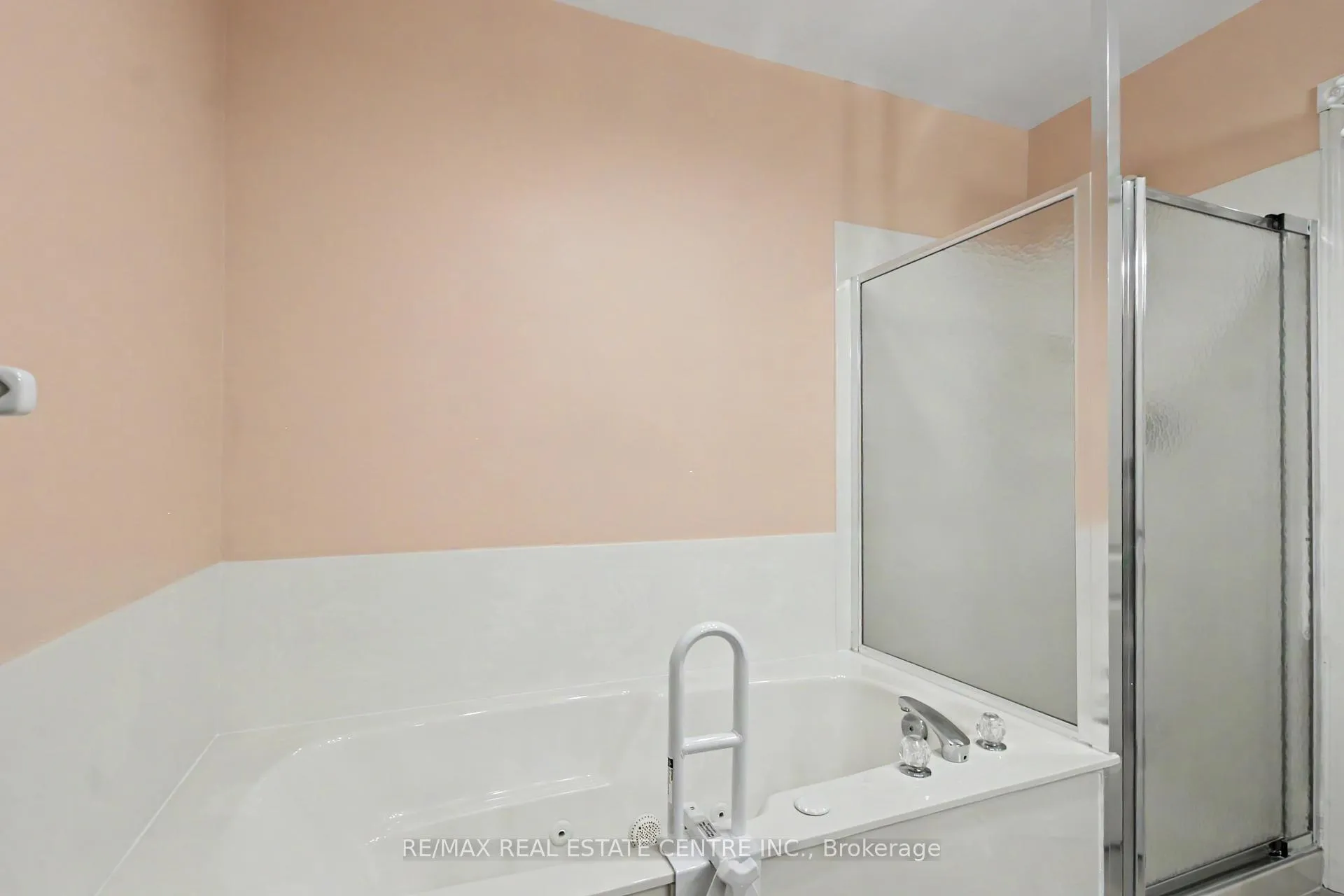 Photo 20 of 98 Beasley Crescent, Cambridge — HOMEH