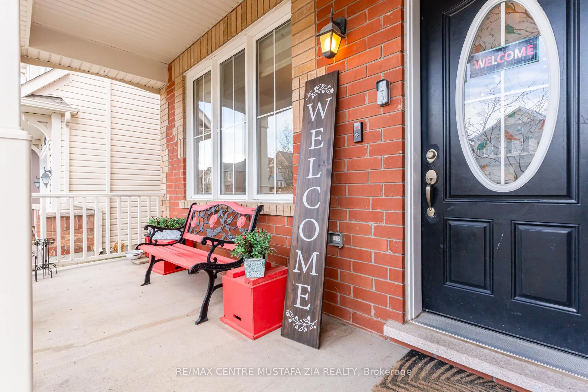 Photo 2 of 321 Gleave Terrace, Milton, Harrison — HOMEH