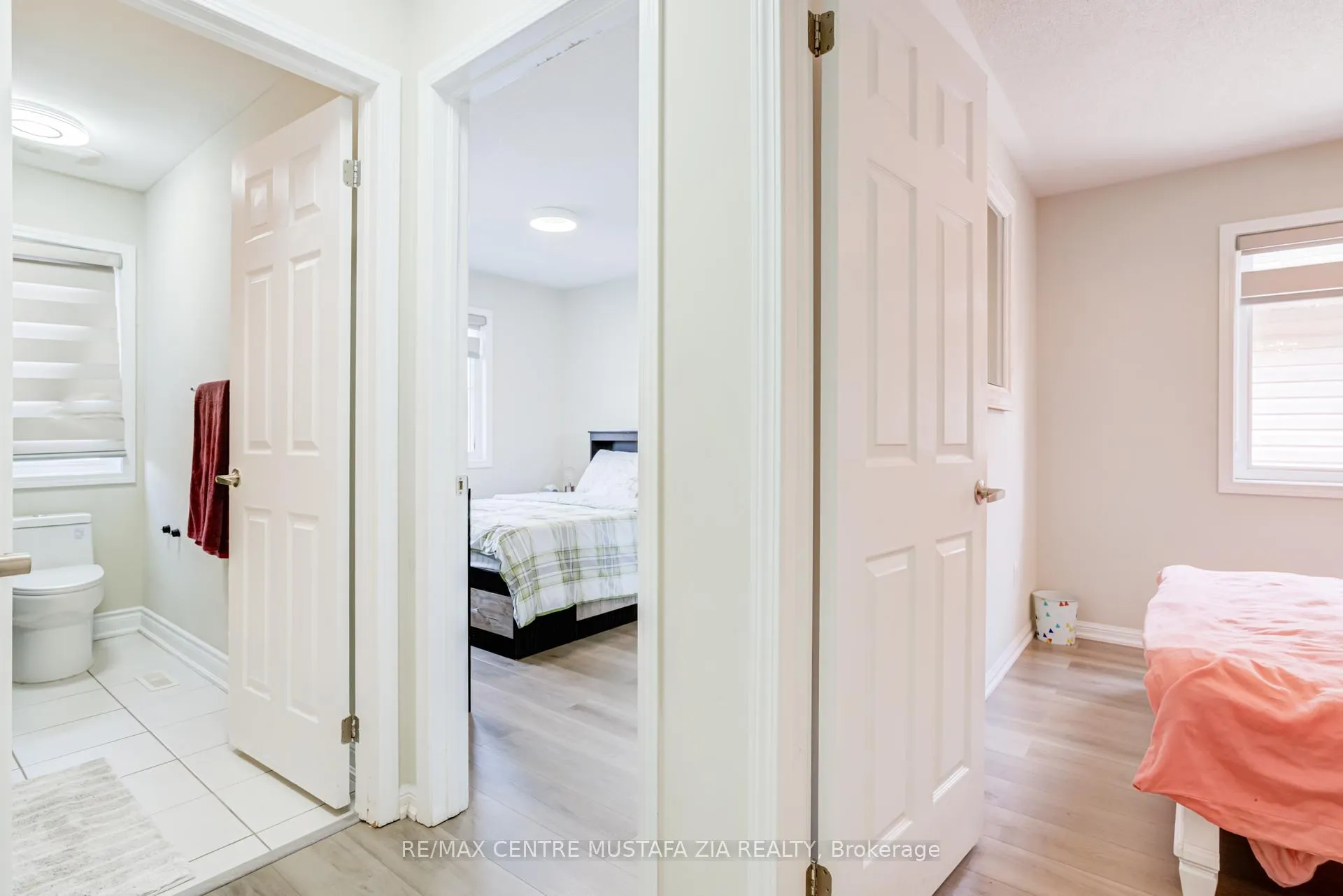 Photo 21 of 321 Gleave Terrace, Milton, Harrison — HOMEH
