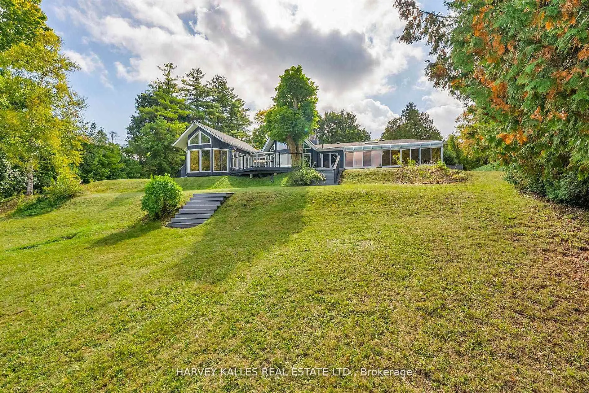 Photo 38 of 8 Oak Drive, Puslinch, Puslinch Lake Settlement Areas — HOMEH
