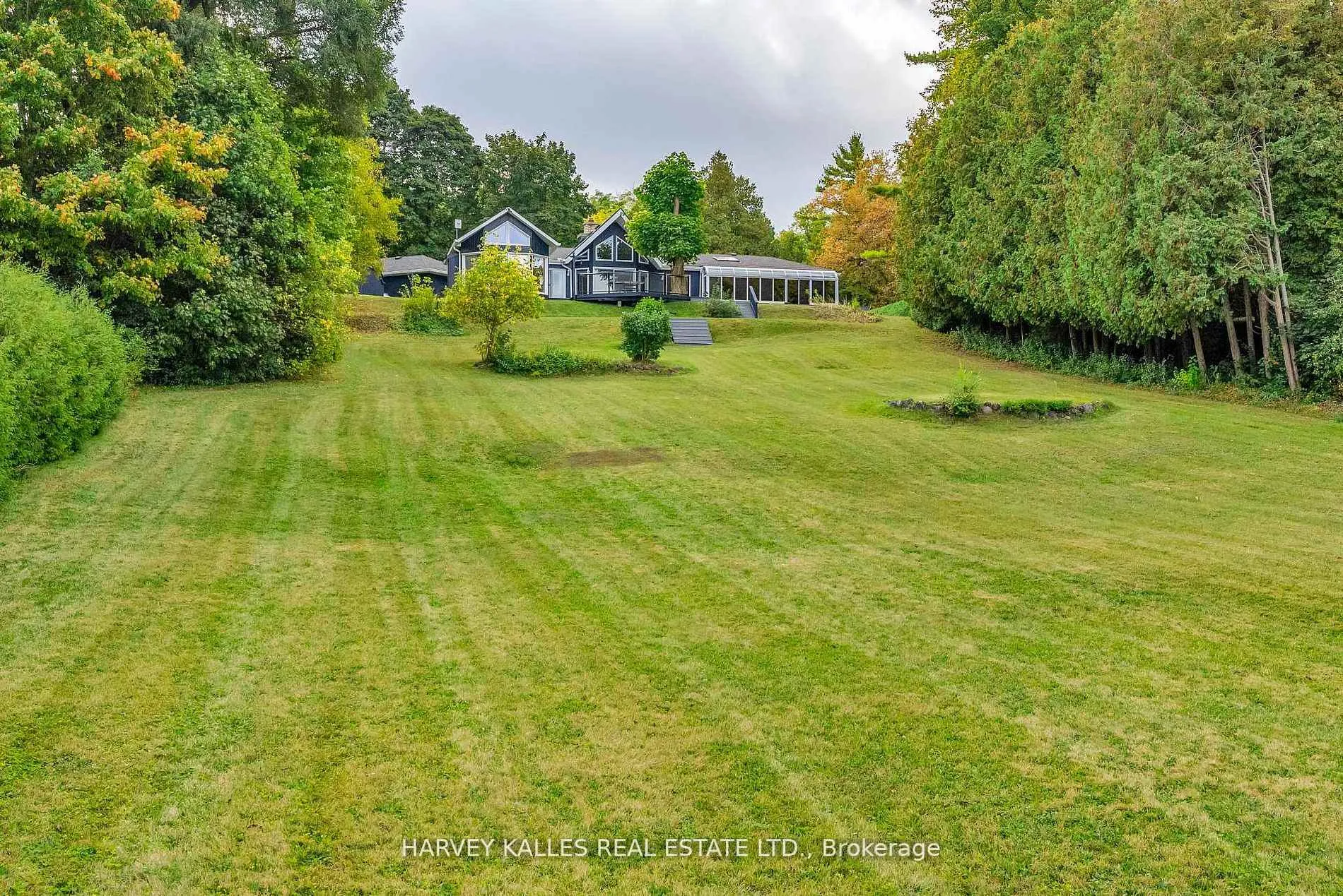 Photo 40 of 8 Oak Drive, Puslinch, Puslinch Lake Settlement Areas — HOMEH