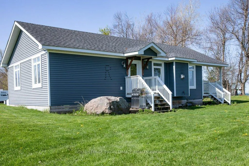Photo 2 of 166 Easy Lane, Frontenac Islands, The Islands — HOMEH