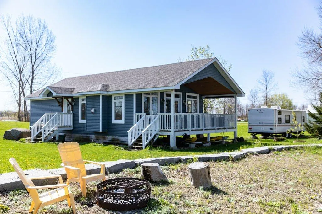Photo 3 of 166 Easy Lane, Frontenac Islands, The Islands — HOMEH