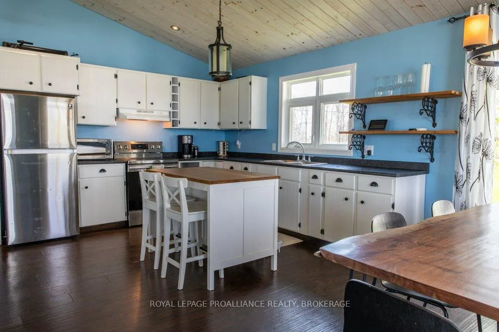 Photo 11 of 166 Easy Lane, Frontenac Islands, The Islands — HOMEH