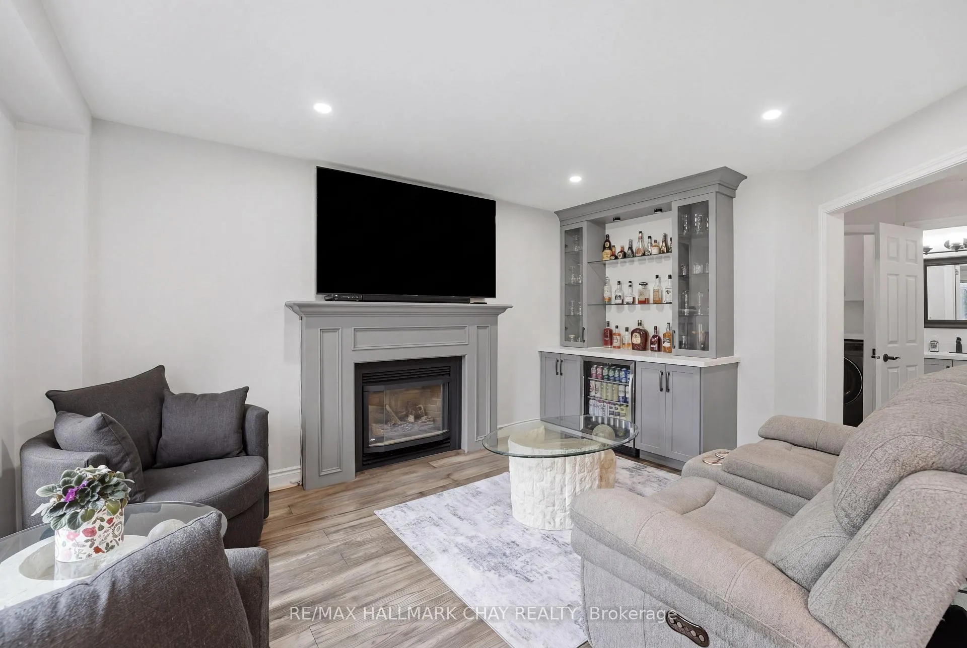 Photo 6 of 120 Herrell Avenue, Barrie, Painswick North — HOMEH