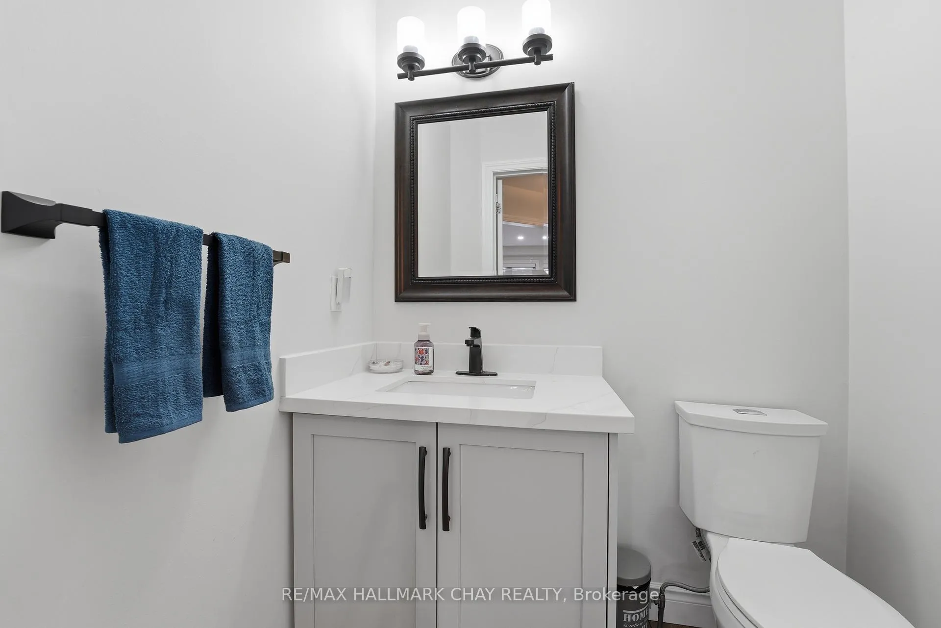 Photo 16 of 120 Herrell Avenue, Barrie, Painswick North — HOMEH