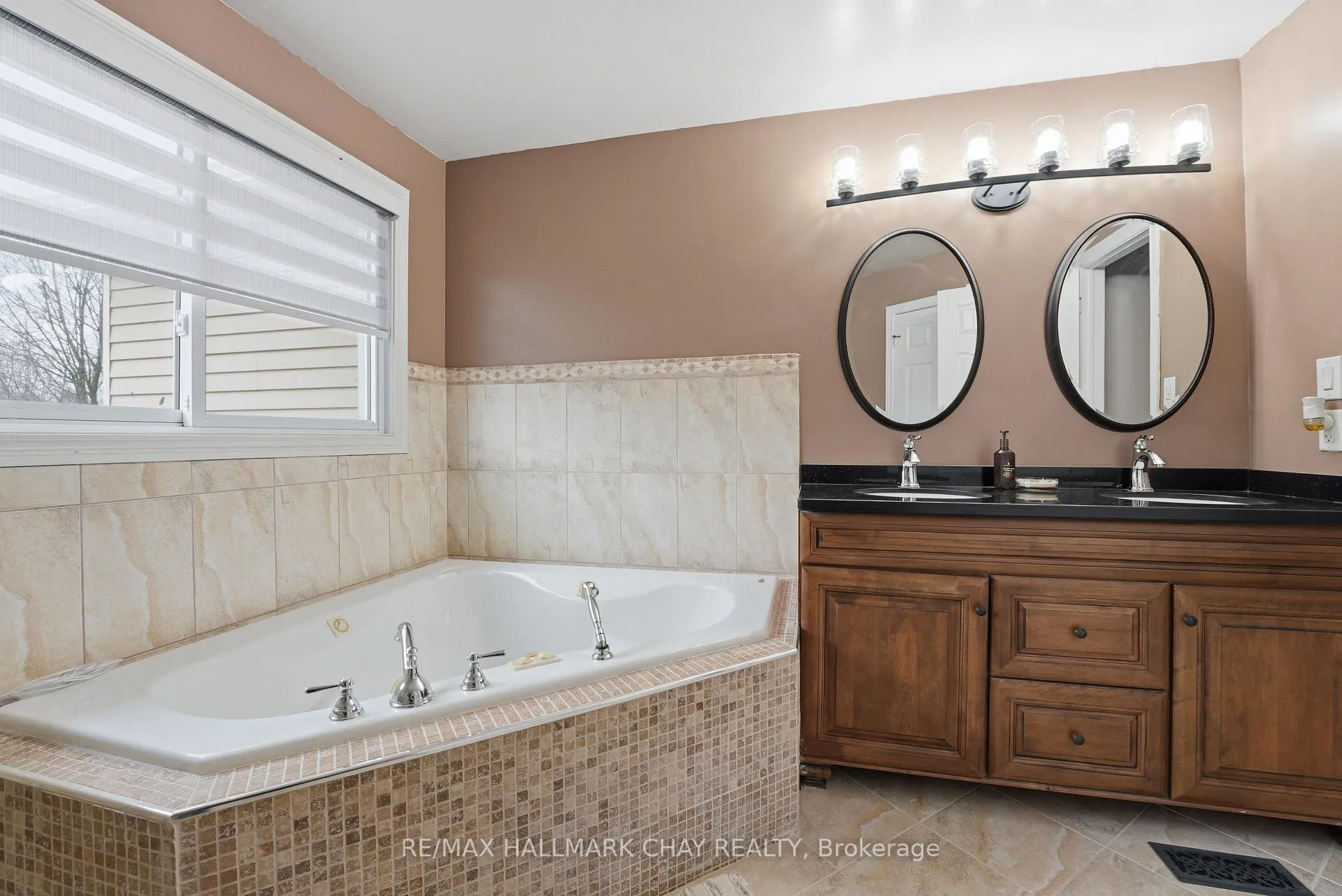 Photo 22 of 120 Herrell Avenue, Barrie, Painswick North — HOMEH