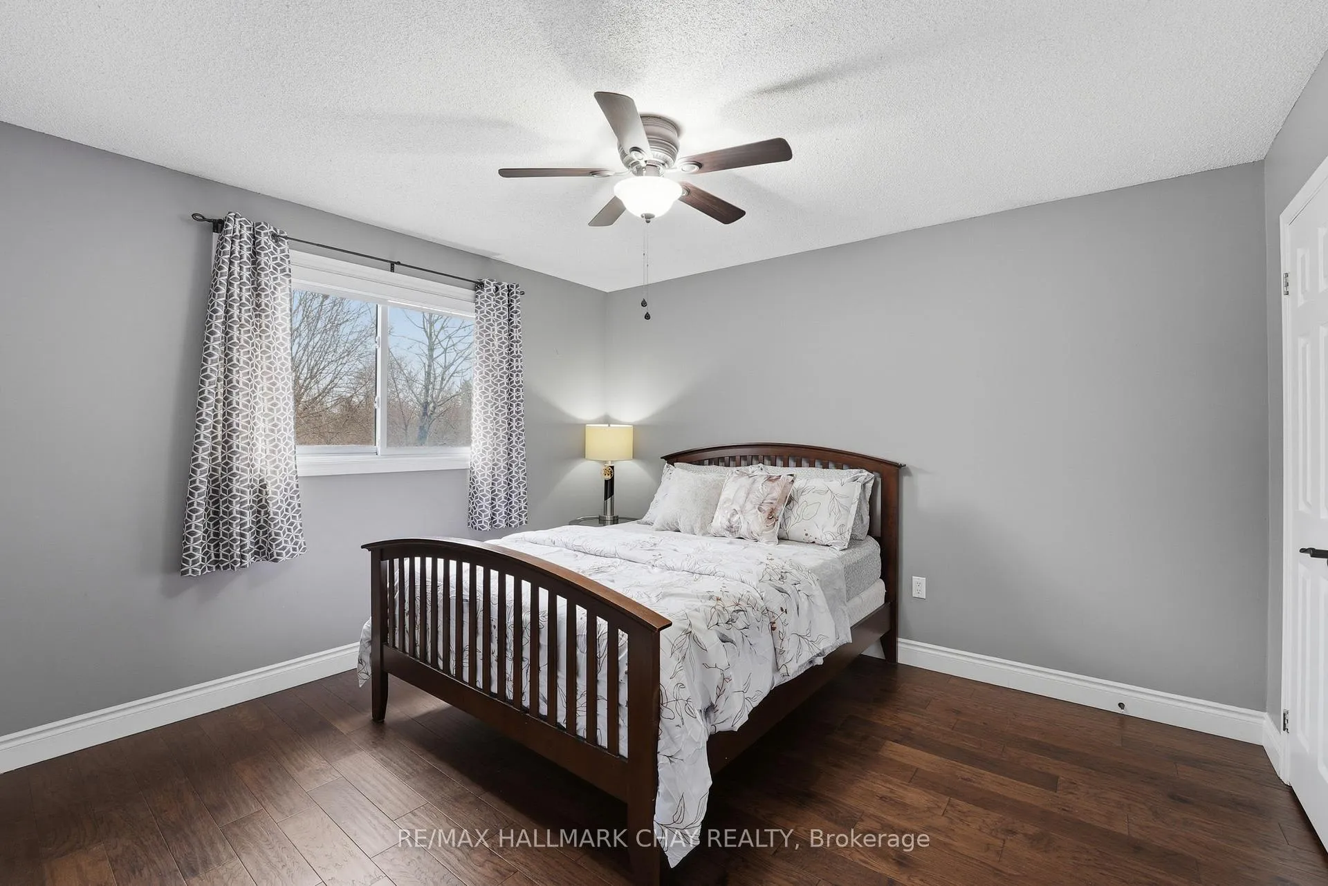 Photo 23 of 120 Herrell Avenue, Barrie, Painswick North — HOMEH