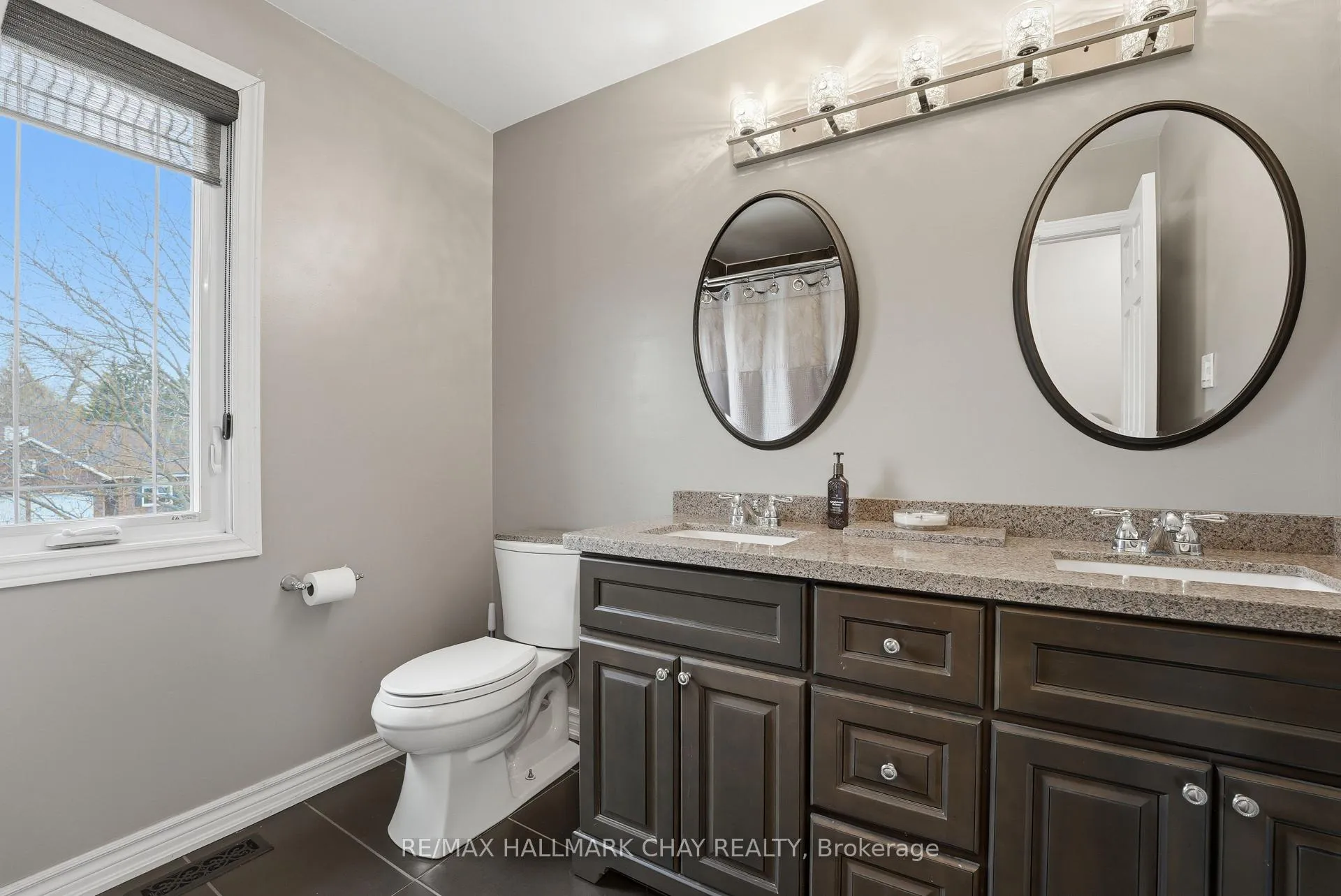 Photo 25 of 120 Herrell Avenue, Barrie, Painswick North — HOMEH