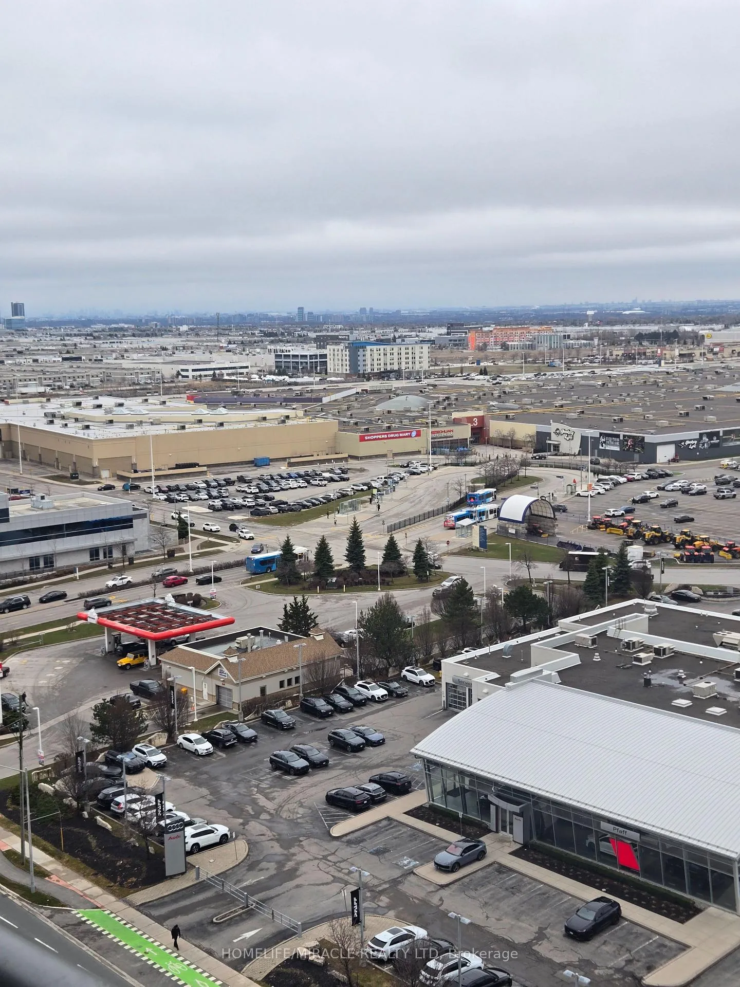 Photo 9 of Unit 1521, 10 Abeja Street, Vaughan, Concord — HOMEH