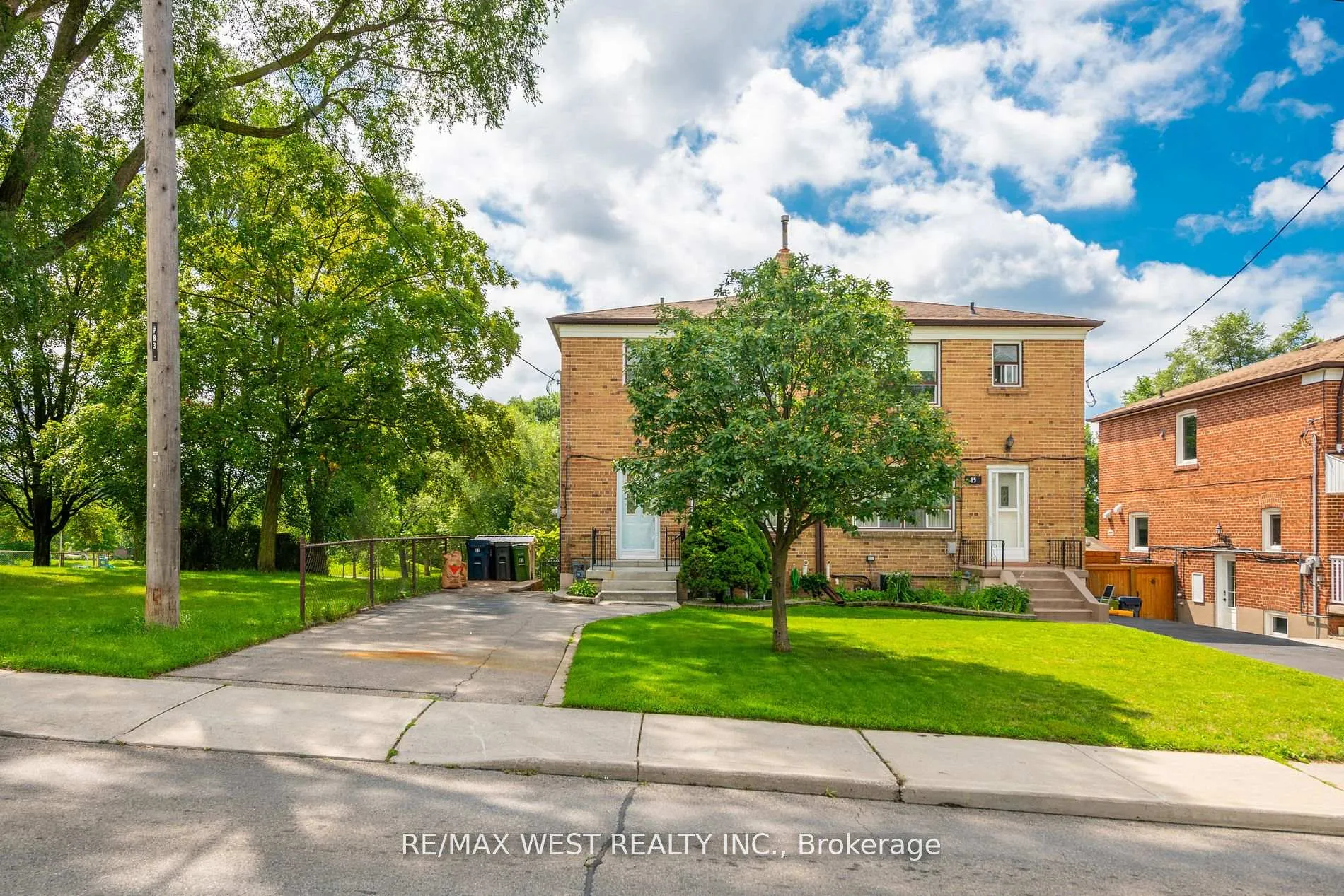 Photo 2 of 83 East Drive, Toronto, Rockcliffe-Smythe — HOMEH