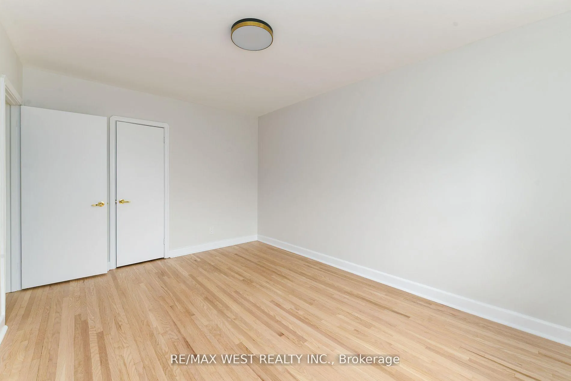Photo 19 of 83 East Drive, Toronto, Rockcliffe-Smythe — HOMEH