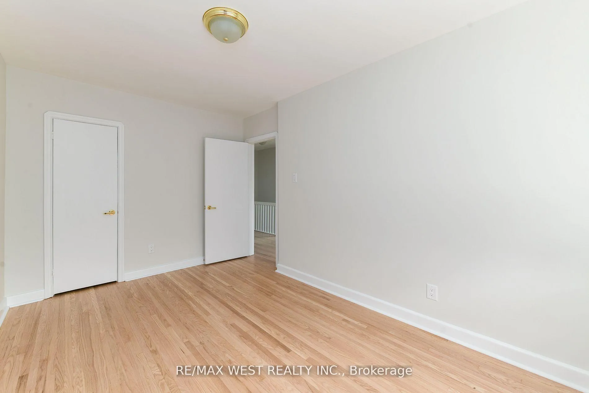 Photo 23 of 83 East Drive, Toronto, Rockcliffe-Smythe — HOMEH