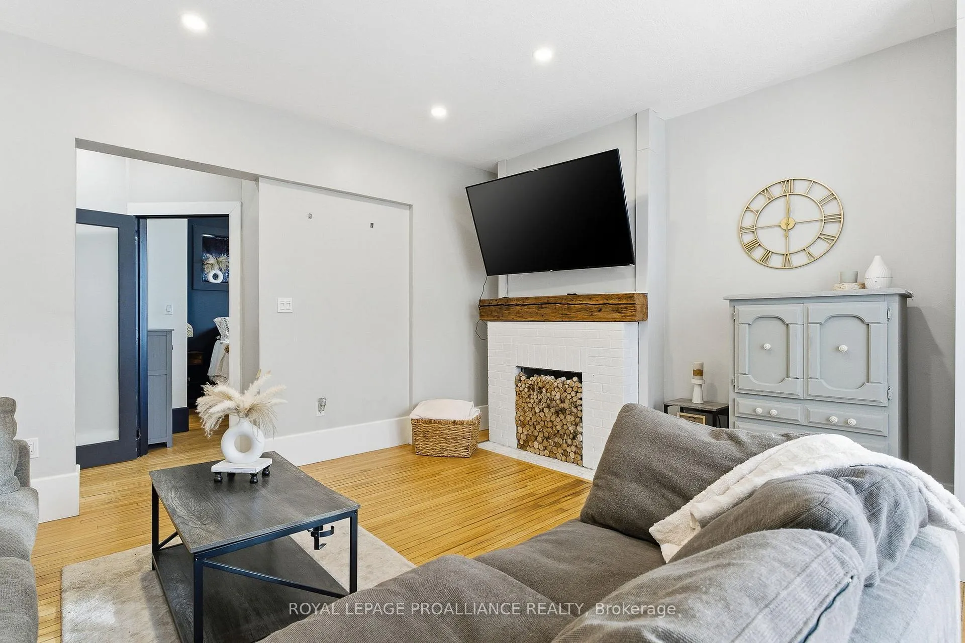 Photo 5 of 300 George Street, Cobourg — HOMEH