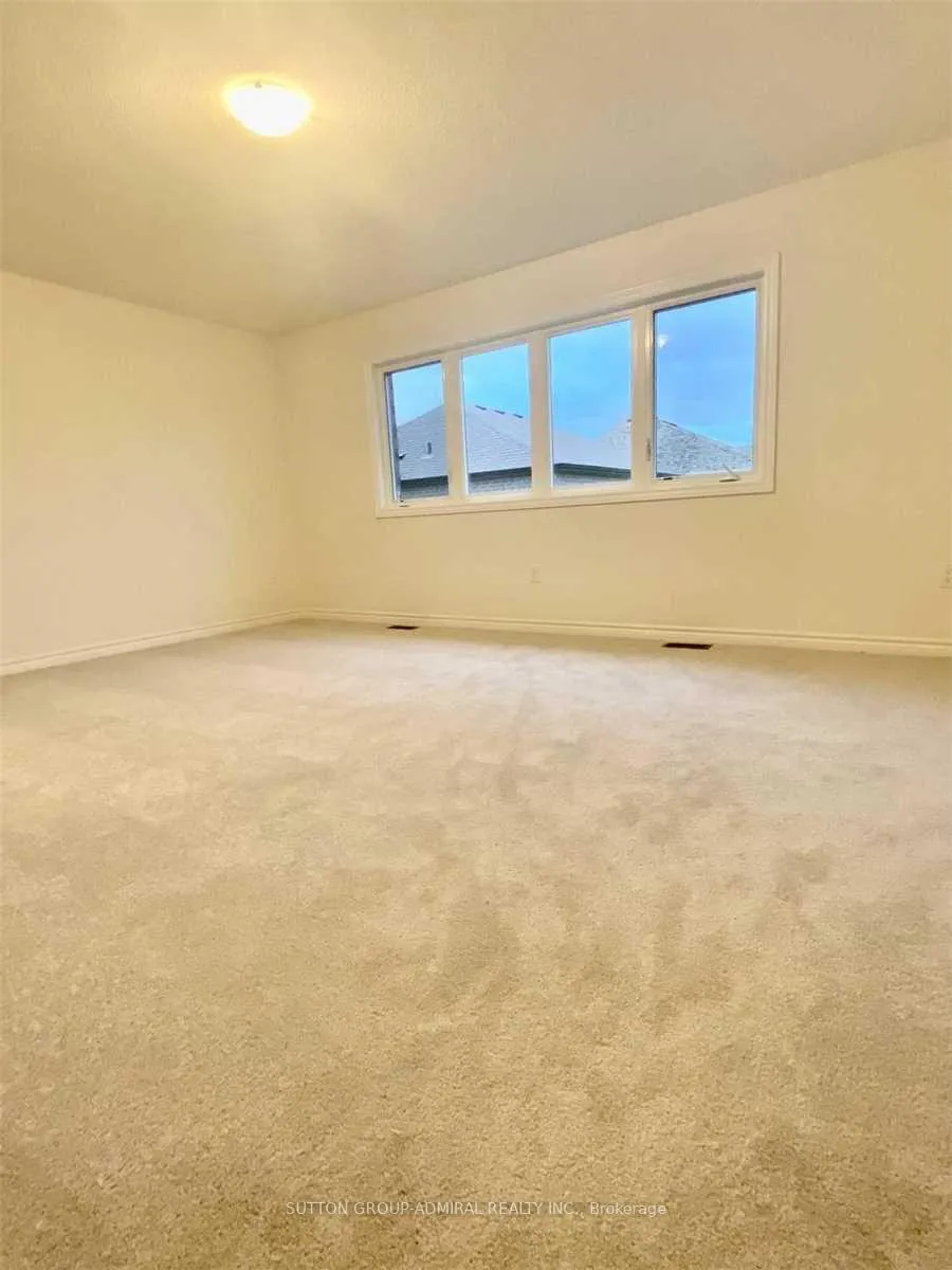 Photo 12 of 333 Danny Wheeler Boulevard, Georgina, Keswick North — HOMEH