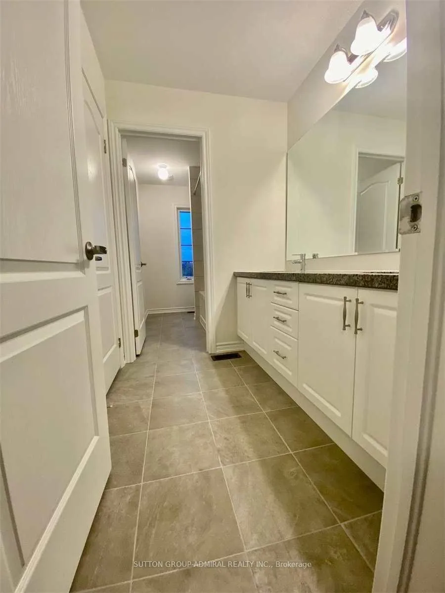 Photo 20 of 333 Danny Wheeler Boulevard, Georgina, Keswick North — HOMEH