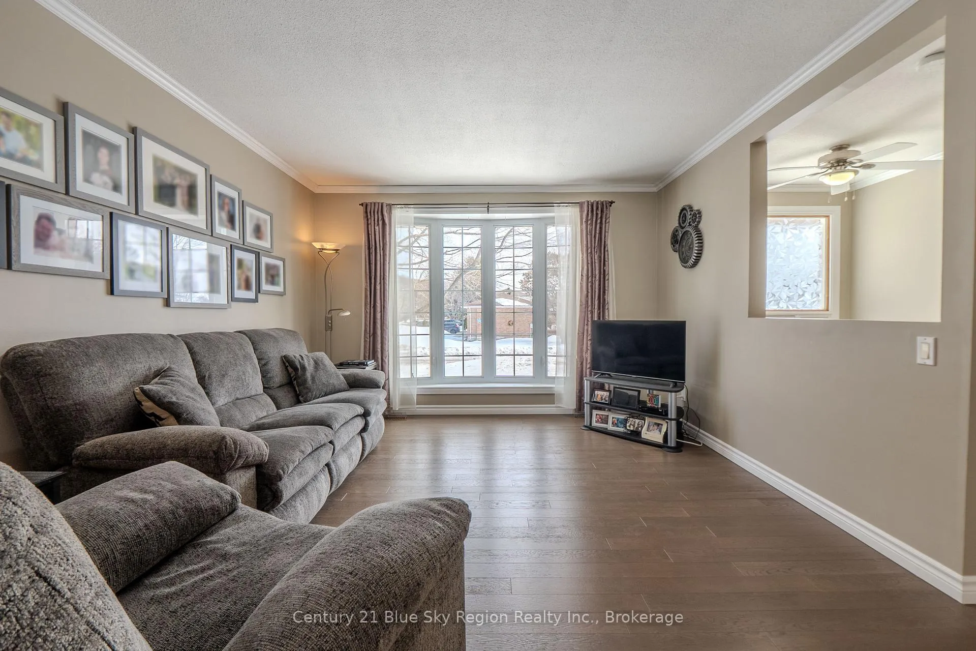 Photo 4 of 195 MacBeth Crescent, North Bay, Widdifield — HOMEH
