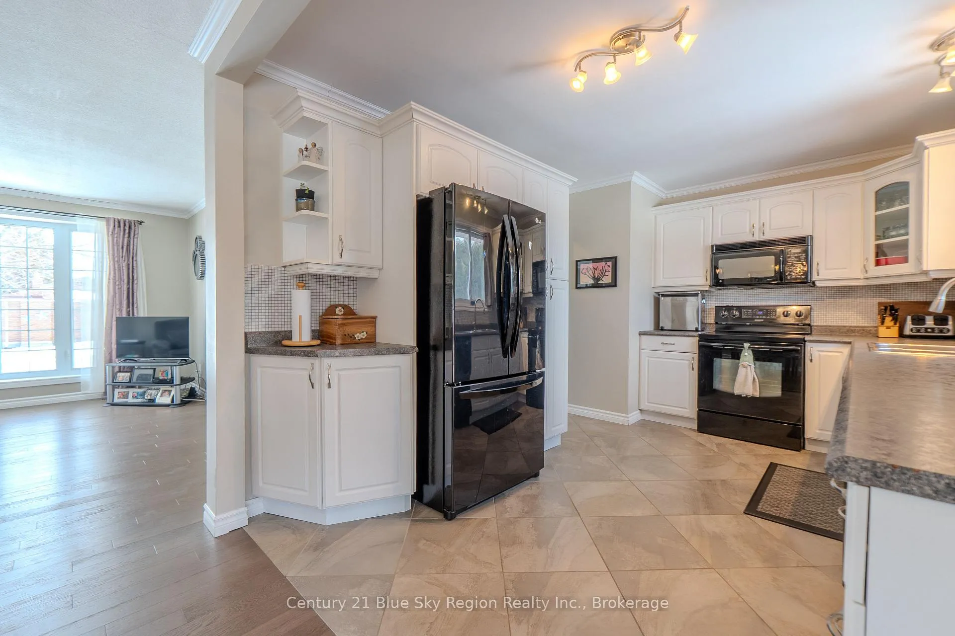 Photo 12 of 195 MacBeth Crescent, North Bay, Widdifield — HOMEH