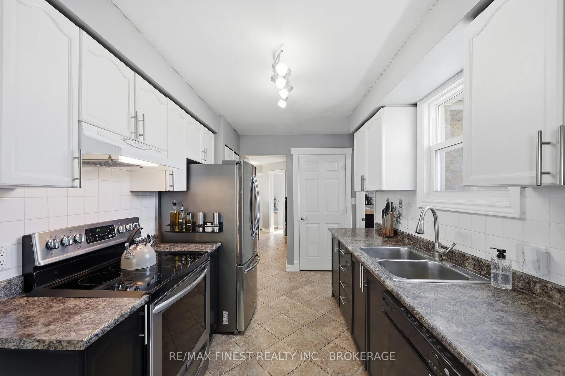 Photo 9 of 773 Davis Drive, Kingston, East Gardiners Rd — HOMEH